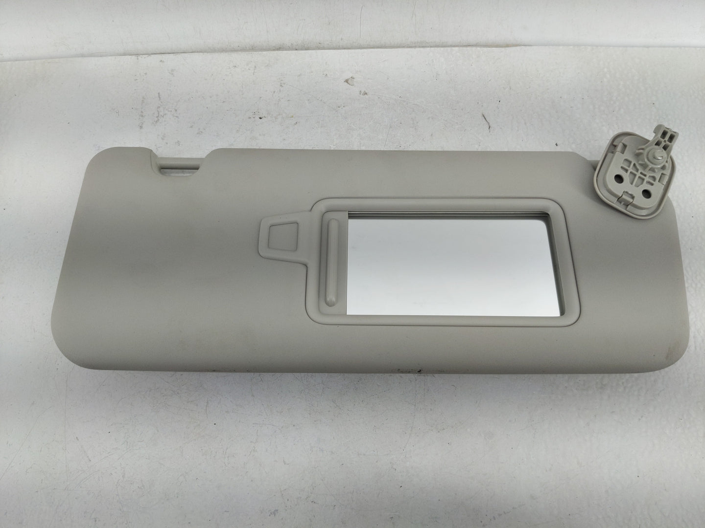 2023 Kia Niro Sun Visor Shade Replacement Passenger Right Mirror Fits OEM Used Auto Parts - Oemusedautoparts1.com