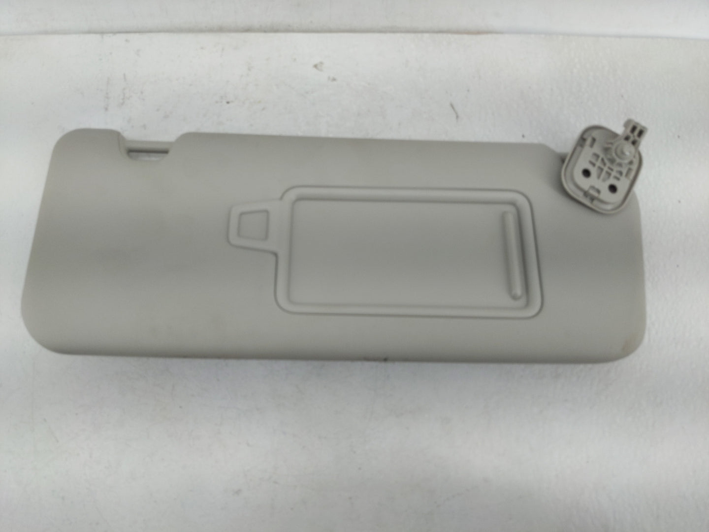 2023 Kia Niro Sun Visor Shade Replacement Passenger Right Mirror Fits OEM Used Auto Parts - Oemusedautoparts1.com