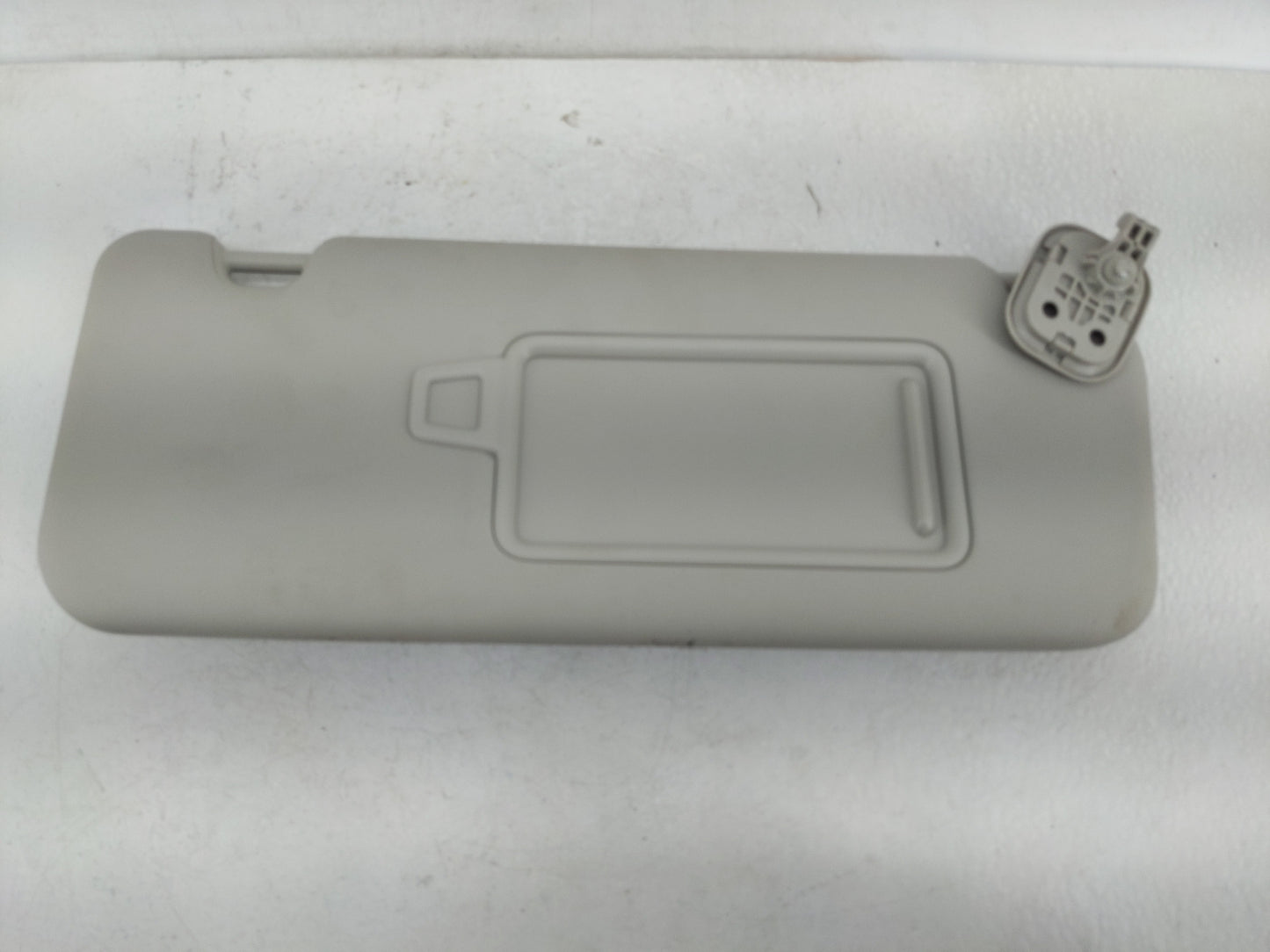 2023 Kia Niro Sun Visor Shade Replacement Passenger Right Mirror Fits OEM Used Auto Parts - Oemusedautoparts1.com
