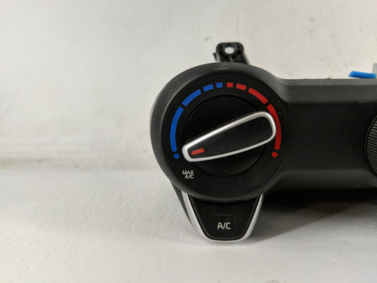 2023 Kia Rio Climate Control Module Temperature AC/Heater Replacement P/N:97250H9131 Fits OEM Used Auto Parts