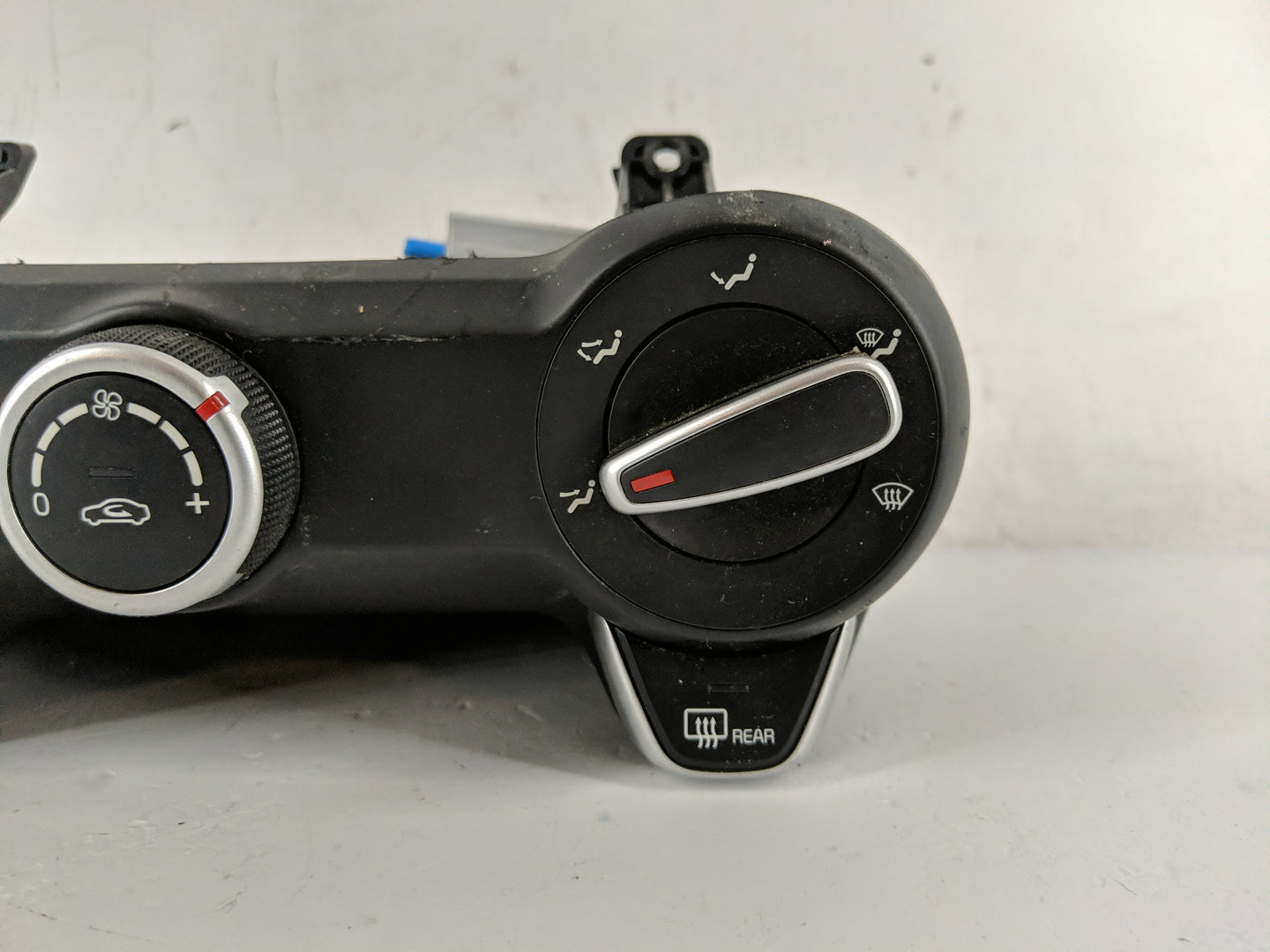 2023 Kia Rio Climate Control Module Temperature AC/Heater Replacement P/N:97250H9131 Fits OEM Used Auto Parts - Oemusedautop