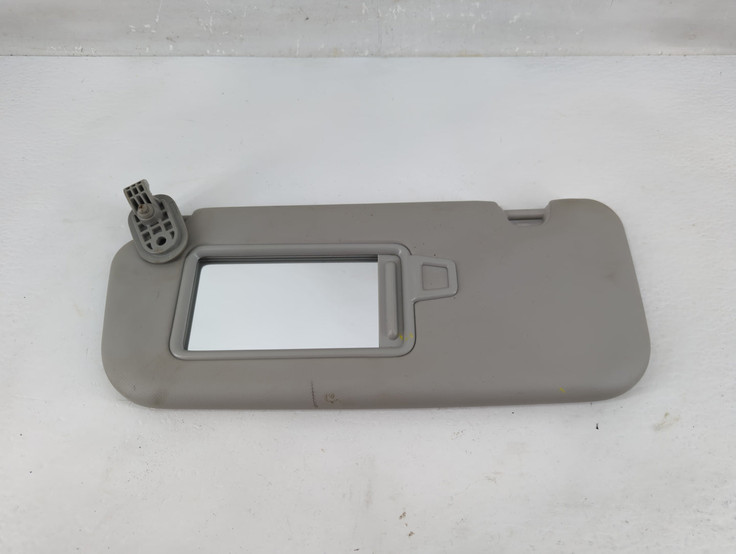 2018-2020 Kia Rio Sun Visor Shade Replacement Driver Left Mirror Fits Fits 2018 2019 2020 2021 2022 OEM Used Auto Parts - Oe