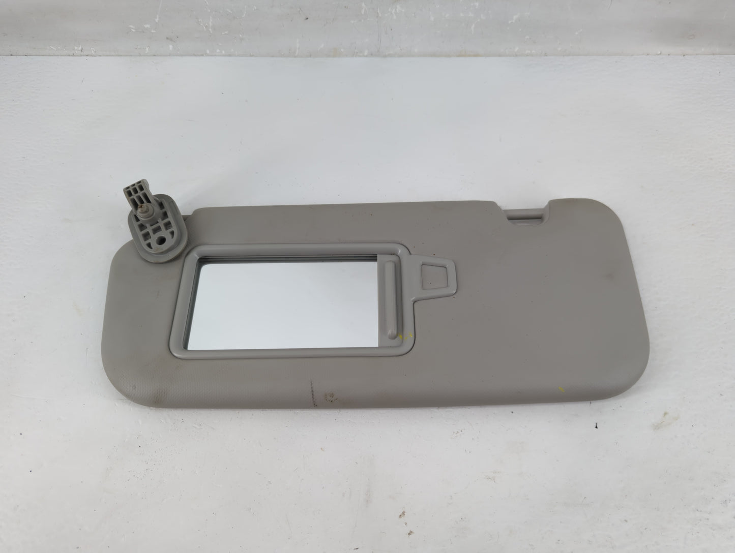 2018-2020 Kia Rio Sun Visor Shade Replacement Driver Left Mirror Fits Fits 2018 2019 2020 2021 2022 OEM Used Auto Parts - Oe