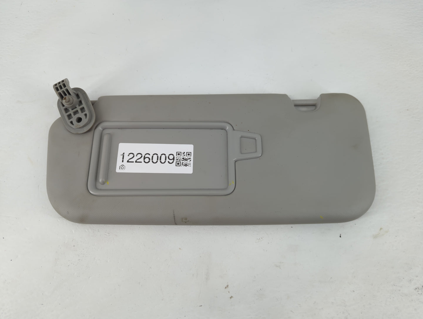2018-2020 Kia Rio Sun Visor Shade Replacement Driver Left Mirror Fits Fits 2018 2019 2020 2021 2022 OEM Used Auto Parts - Oe