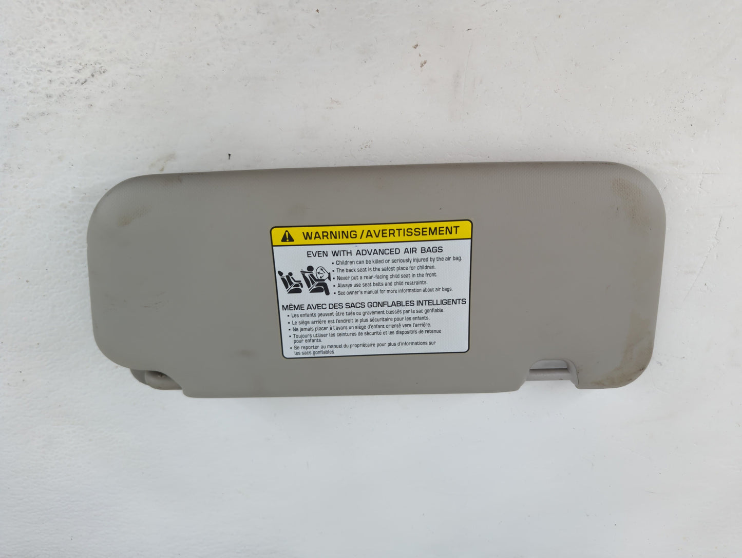 2018-2020 Kia Rio Sun Visor Shade Replacement Driver Left Mirror Fits Fits 2018 2019 2020 2021 2022 OEM Used Auto Parts - Oe