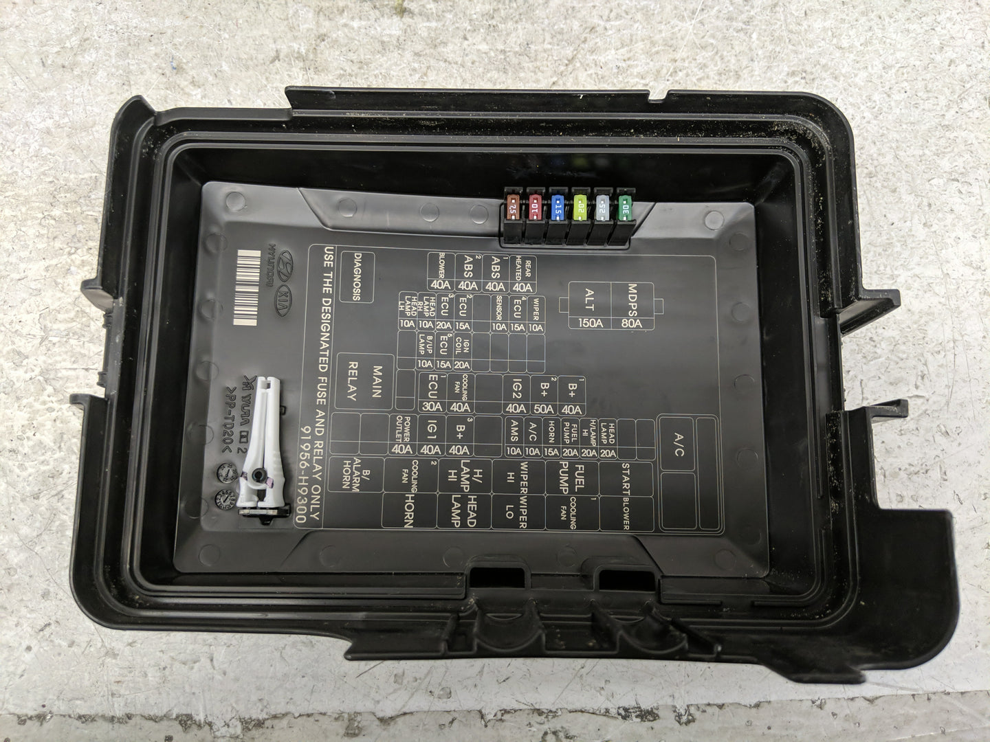 2020 Kia Rio Fusebox Fuse Box Panel Relay Module P/N:91956-H9300 Fits OEM Used Auto Parts - Oemusedautoparts1.com