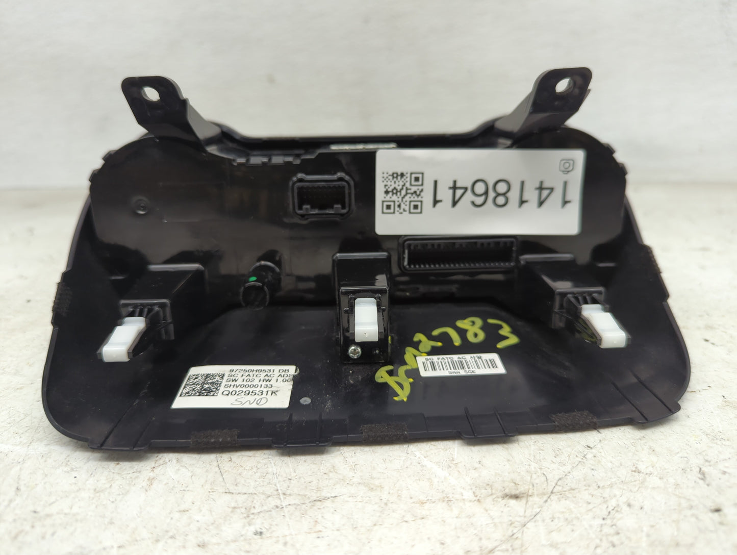 2023 Kia Rio Climate Control Module Temperature AC/Heater Replacement P/N:97250H9531 Fits OEM Used Auto Parts - Oemusedautop