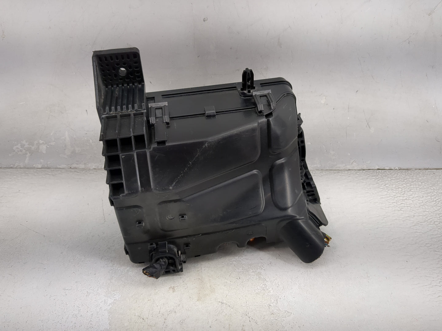 2020 Kia Rio Fusebox Fuse Box Panel Relay Module P/N:91720-H9270-13 4222A17095 Fits OEM Used Auto Parts - Oemusedautoparts1.