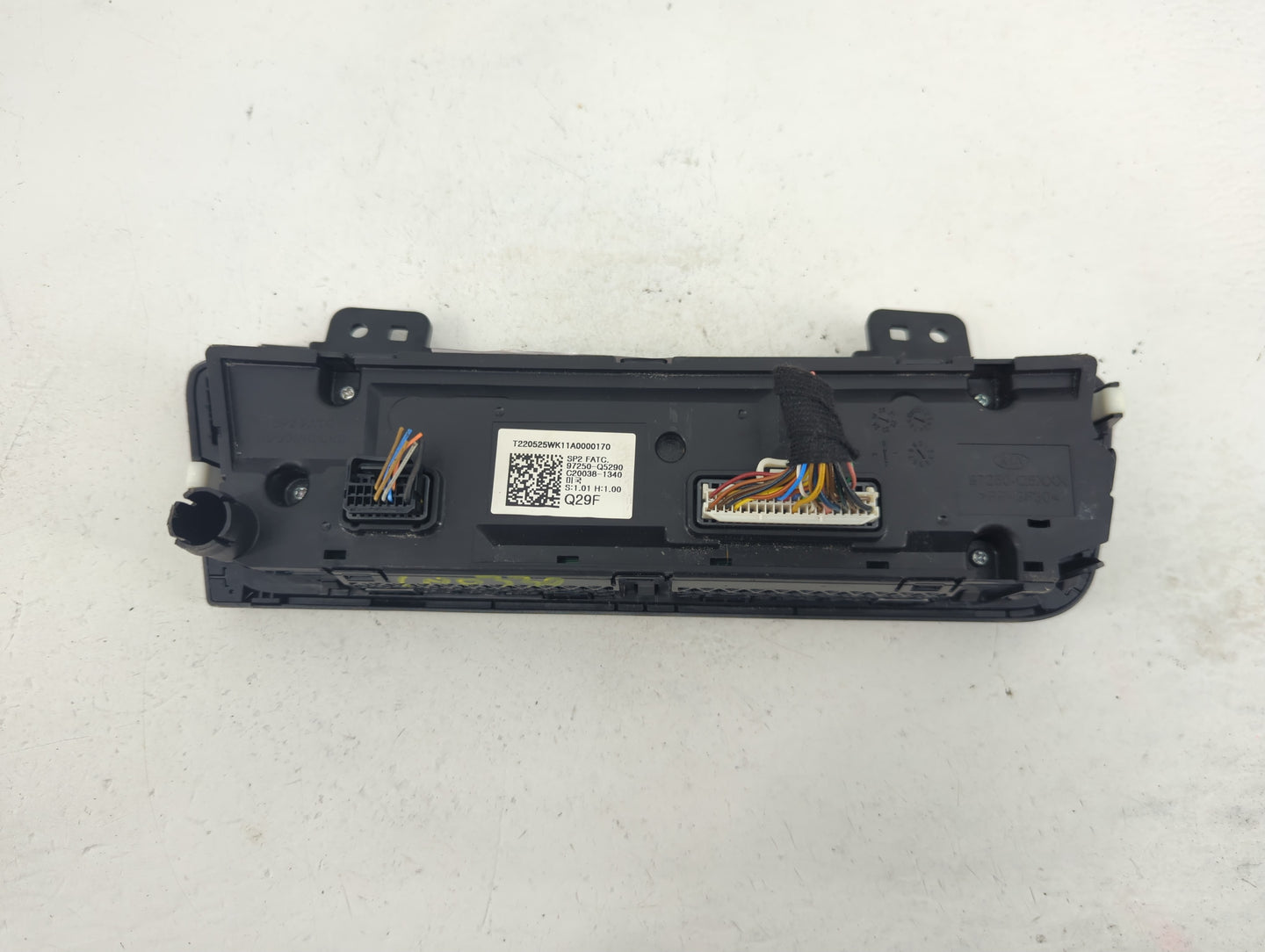 2021-2022 Kia Seltos Climate Control Module Temperature AC/Heater Replacement P/N:C20038-1340 97250-Q5290 Fits Fits 2021 202