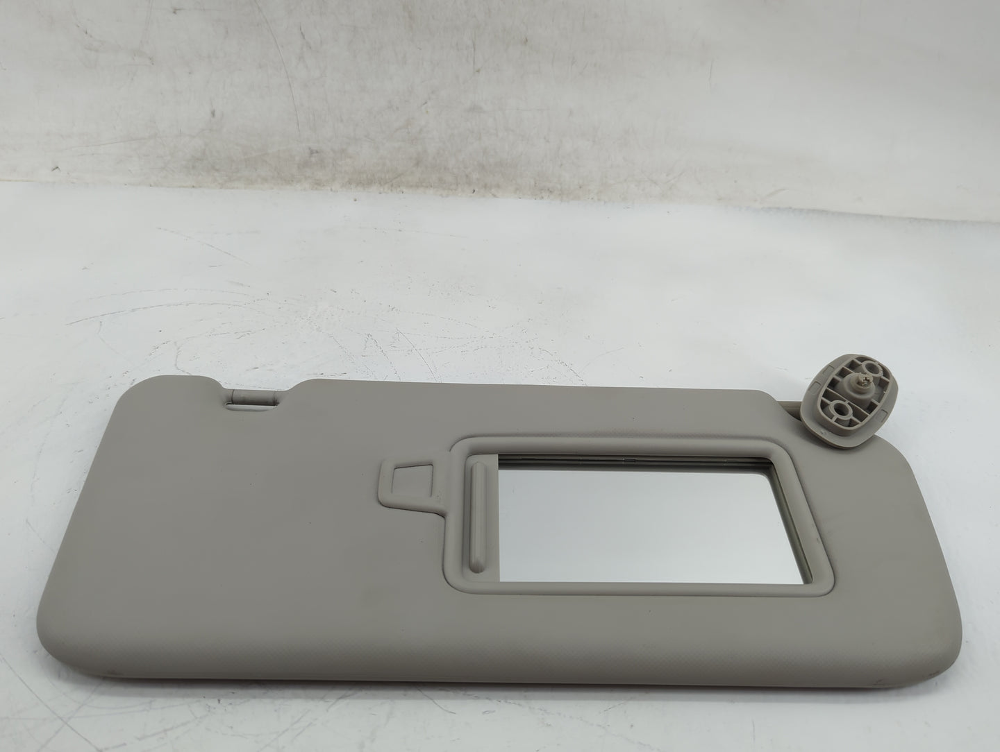2021-2022 Kia Seltos Sun Visor Shade Replacement Passenger Right Mirror Fits Fits 2021 2022 OEM Used Auto Parts - Oemusedaut