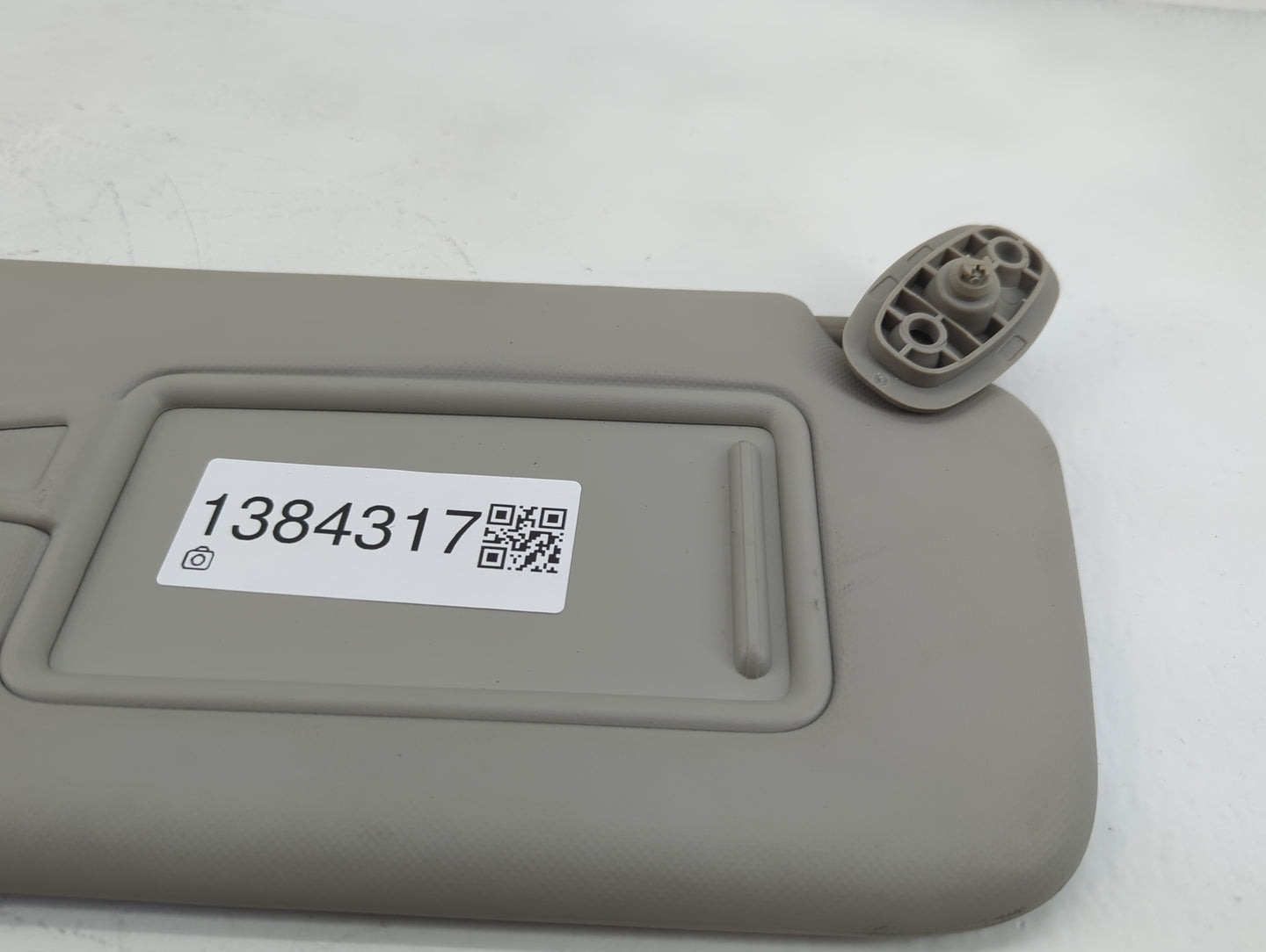 2021-2022 Kia Seltos Sun Visor Shade Replacement Passenger Right Mirror Fits Fits 2021 2022 OEM Used Auto Parts - Oemusedaut