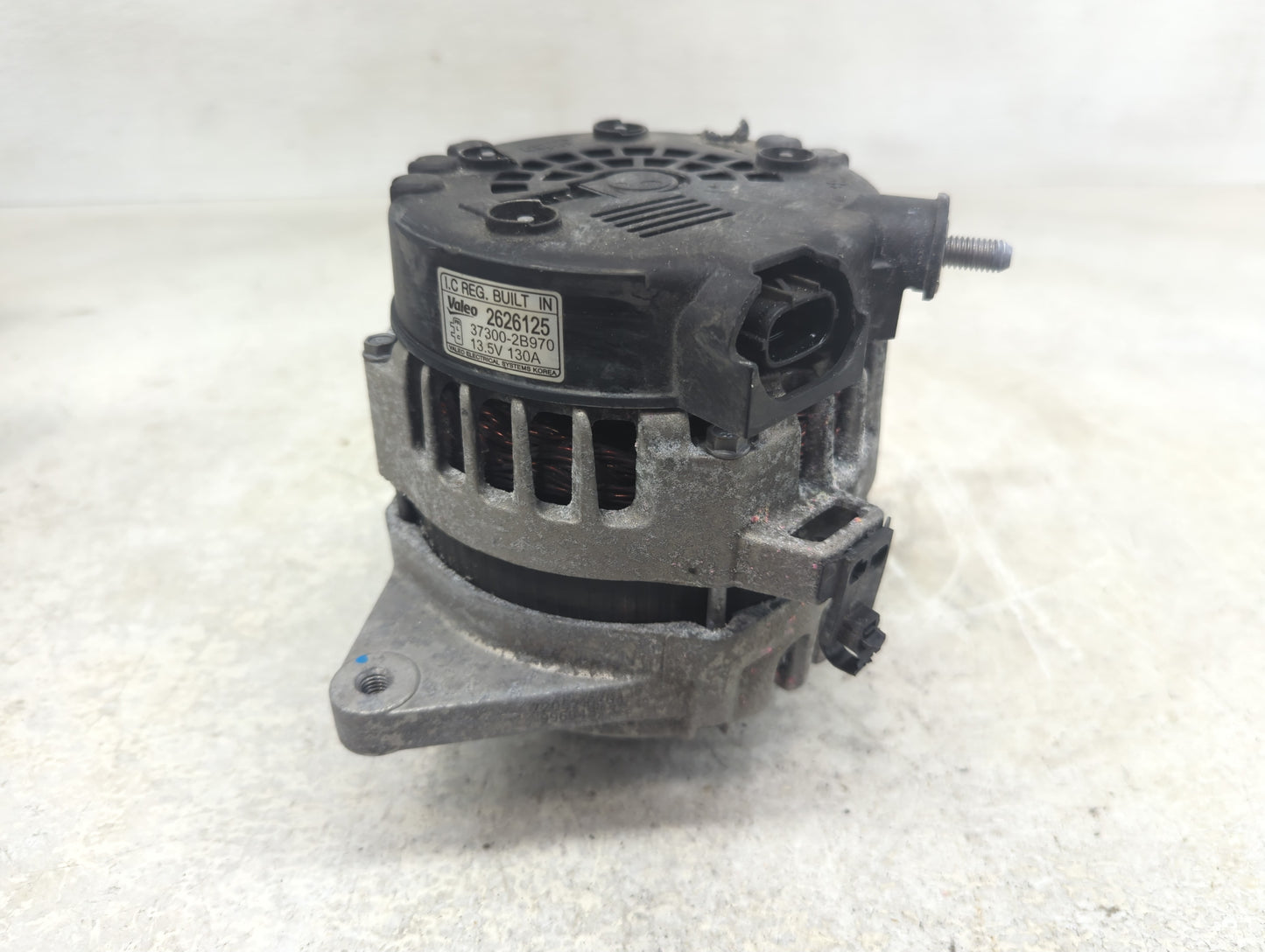 2021-2022 Kia Seltos Alternator Replacement Generator Charging Assembly Engine OEM P/N:2626125 37300-2B970 Fits Fits 2021 20