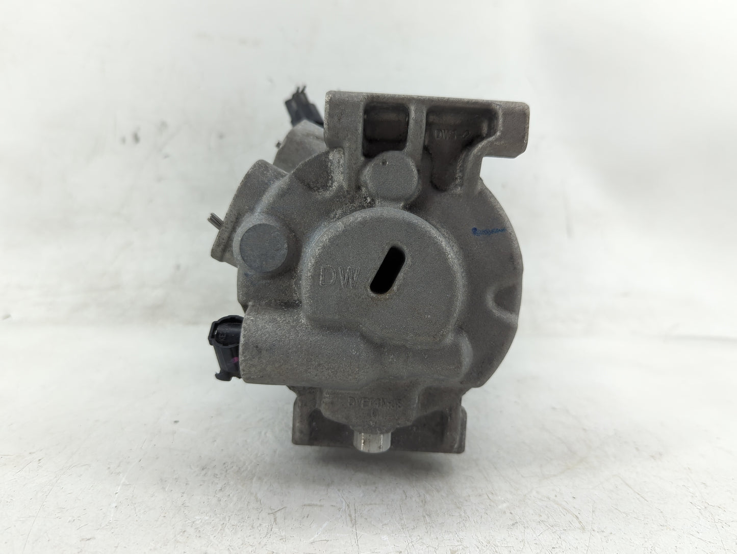 2021-2022 Kia Seltos Air Conditioning A/c Ac Compressor Oem - Oemusedautoparts1.com