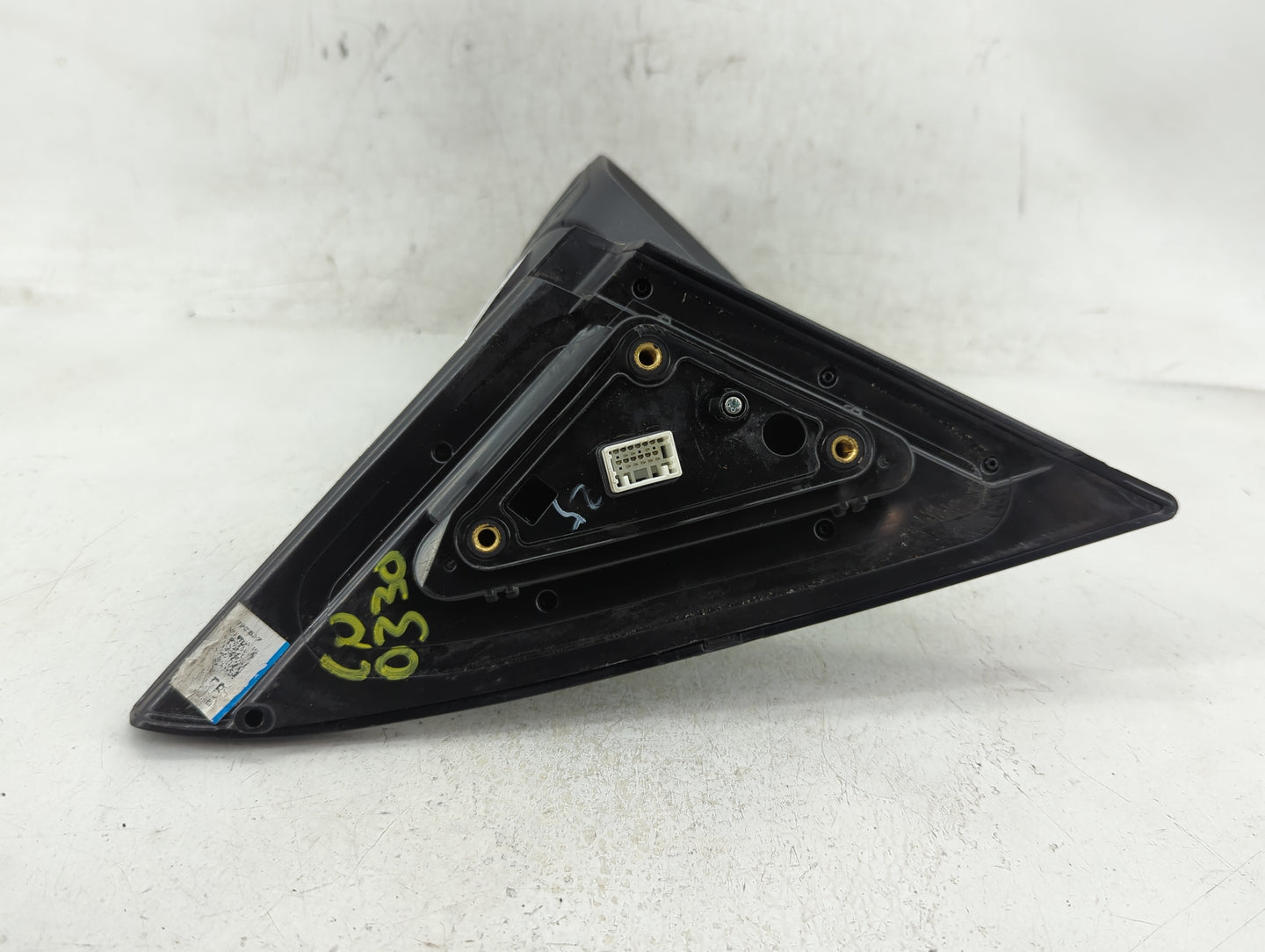 2021-2022 Kia Seltos Driver Side View Mirror - Left Door Mirror OEM Used - Oemusedautoparts1.com