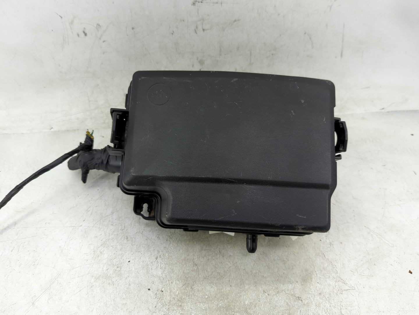 2021-2022 Kia Seltos Fusebox Fuse Box Panel Relay Module Fits Fits 2021 2022 OEM Used Auto Parts - Oemusedautoparts1.com