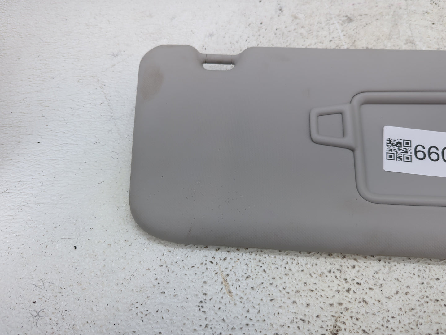 2021-2022 Kia Seltos Sun Visor Shade Replacement Passenger Right Mirror Fits Fits 2021 2022 OEM Used Auto Parts - Oemusedaut
