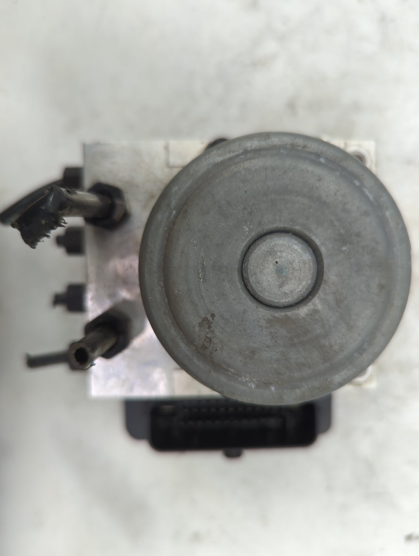 2021-2022 Kia Seltos ABS Pump Control Module Replacement P/N:58900-Q5200 Q5589-30600, 53A3821098 Fits Fits 2021 2022 OEM Use