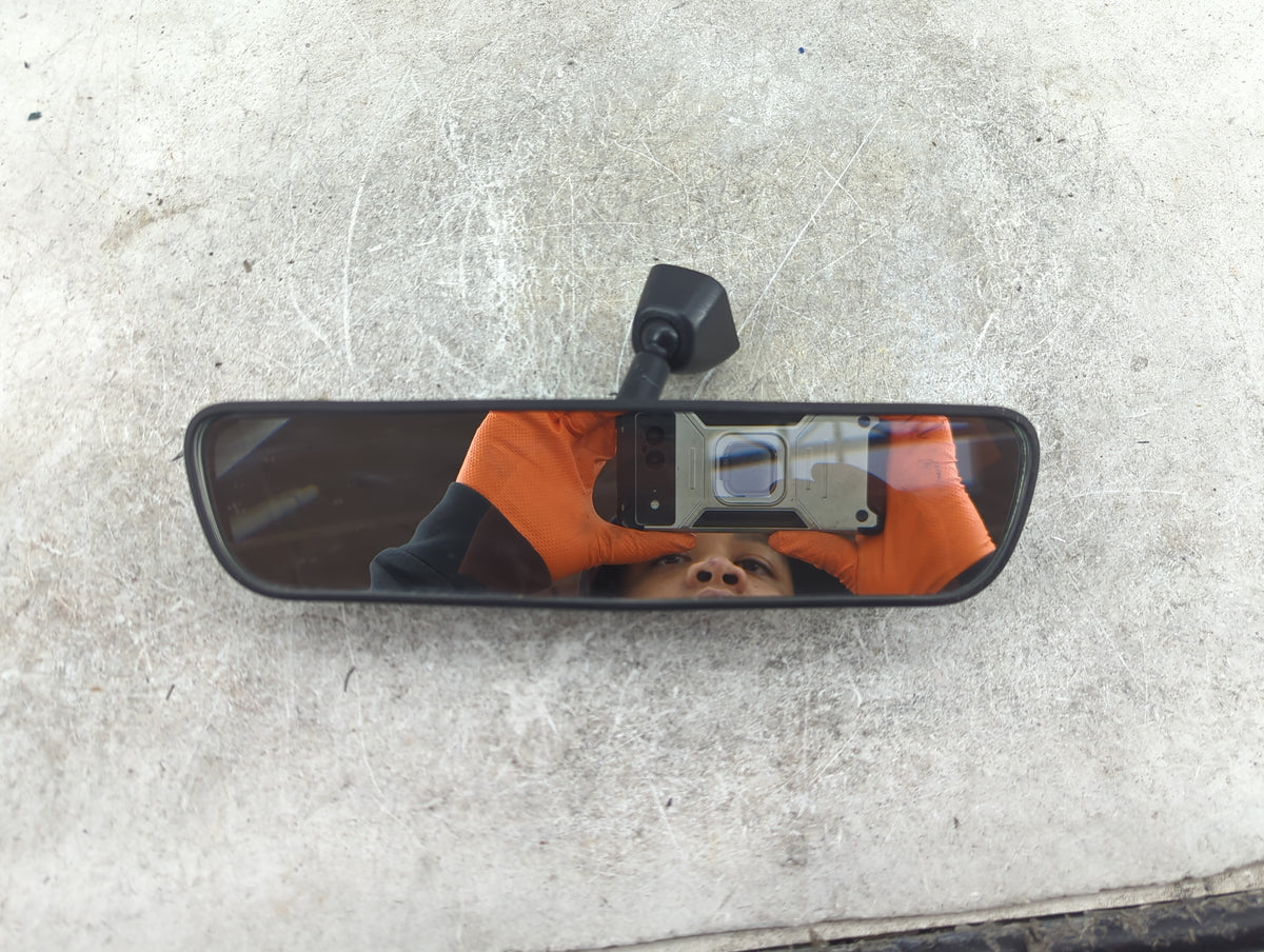 2021-2022 Kia Seltos Interior Rear View Mirror Replacement OEM P/N:E13 049896 Fits Fits 2020 2021 2022 2023 OEM Used Auto Pa