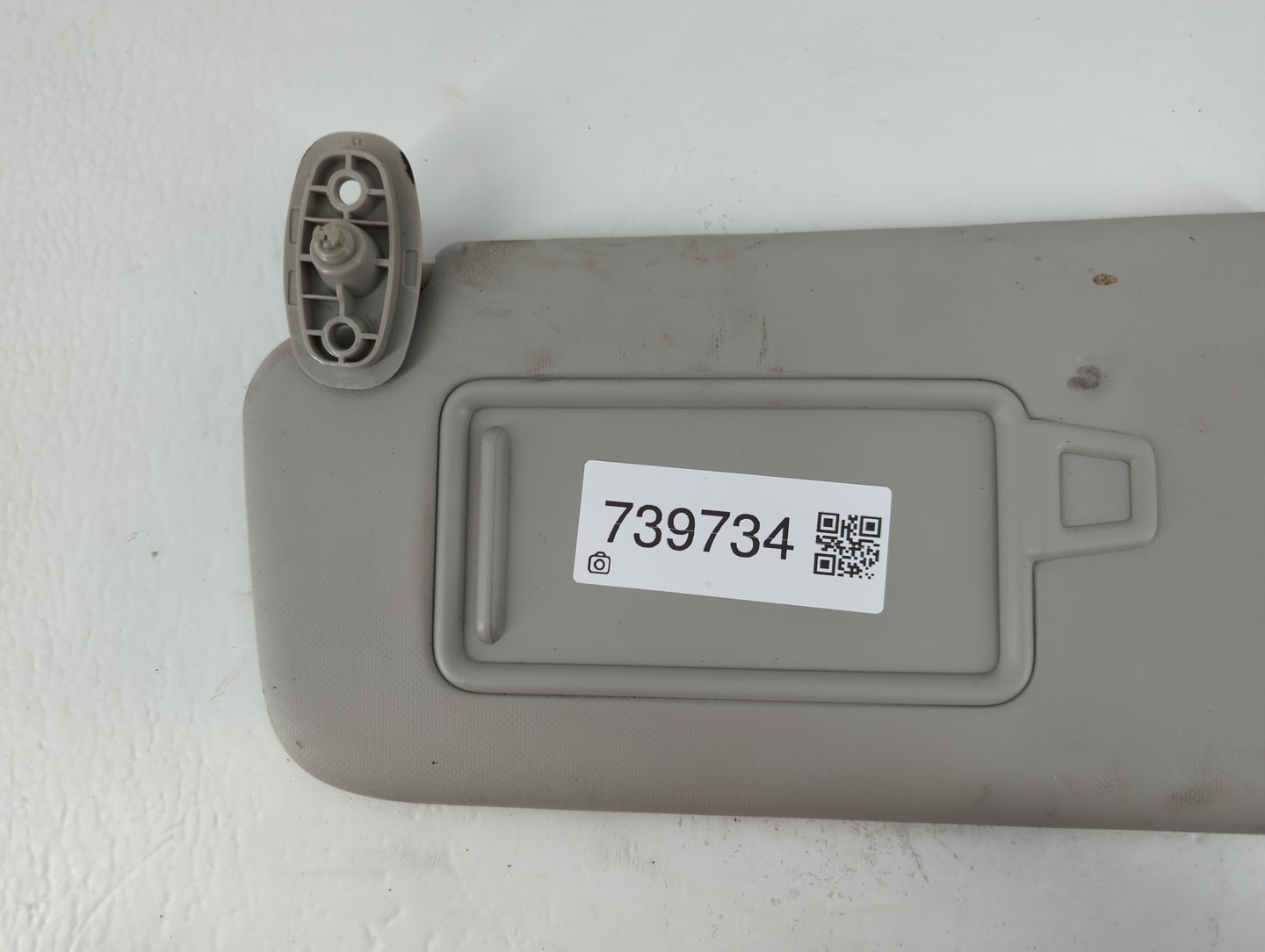 2021-2022 Kia Seltos Sun Visor Shade Replacement Driver Left Mirror Fits Fits 2021 2022 OEM Used Auto Parts - Oemusedautopar
