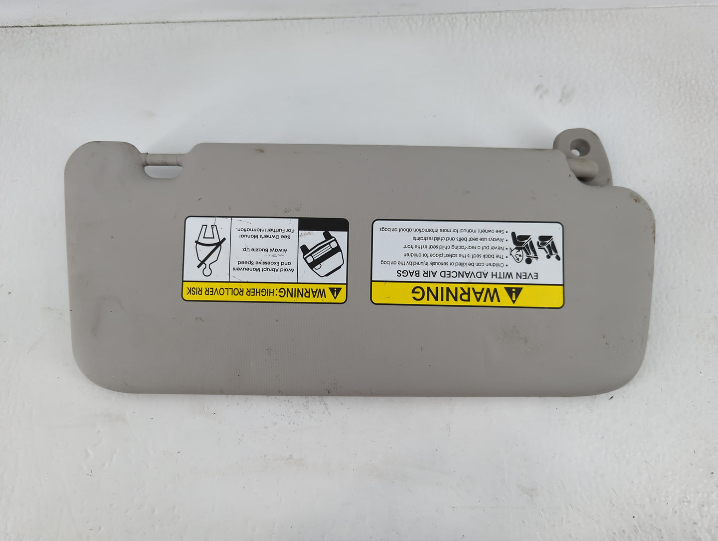 2021-2022 Kia Seltos Sun Visor Shade Replacement Driver Left Mirror Fits Fits 2021 2022 OEM Used Auto Parts - Oemusedautopar