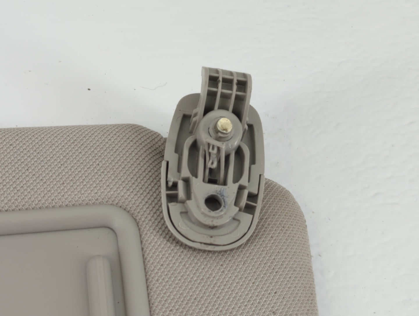 2021 Kia Sorento Sun Visor Shade Replacement Passenger Right Mirror Fits OEM Used Auto Parts - Oemusedautoparts1.com