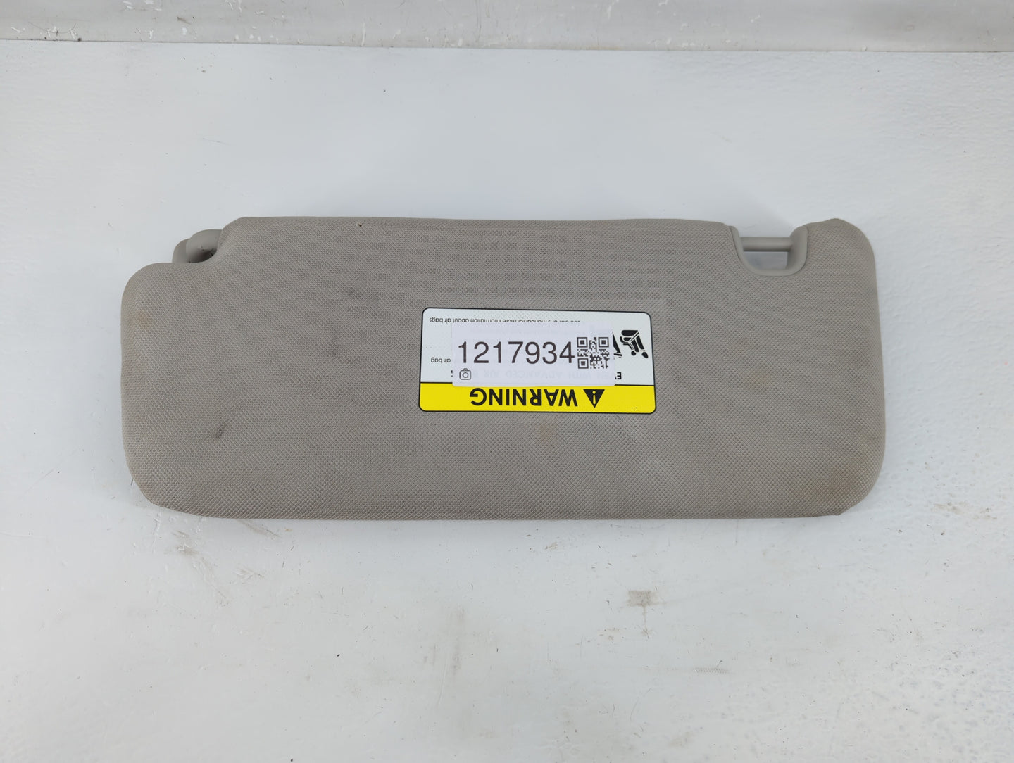 2021 Kia Sorento Sun Visor Shade Replacement Passenger Right Mirror Fits OEM Used Auto Parts - Oemusedautoparts1.com