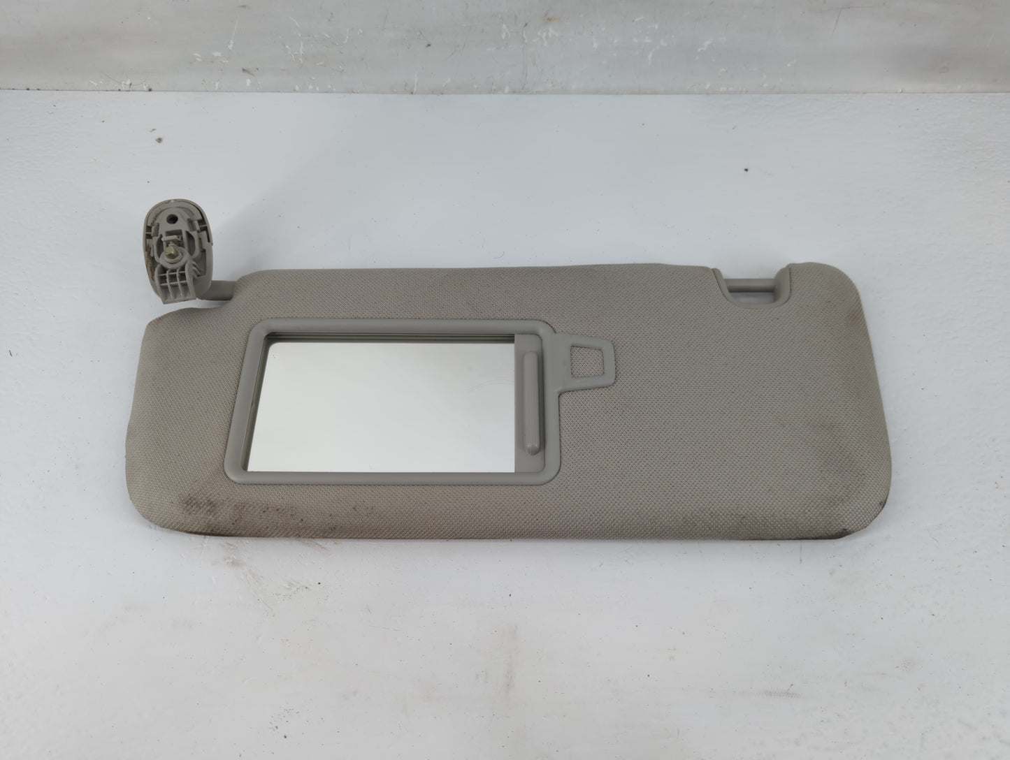 2021 Kia Sorento Sun Visor Shade Replacement Passenger Right Mirror Fits OEM Used Auto Parts - Oemusedautoparts1.com
