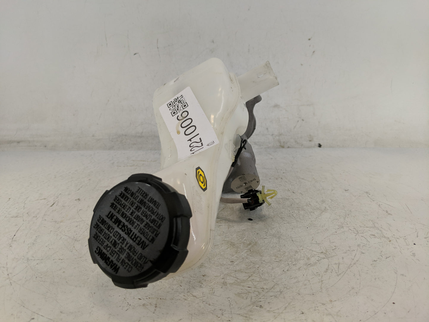 2021-2021 Kia Sorento Brake Master Cylinder - Oemusedautoparts1.com