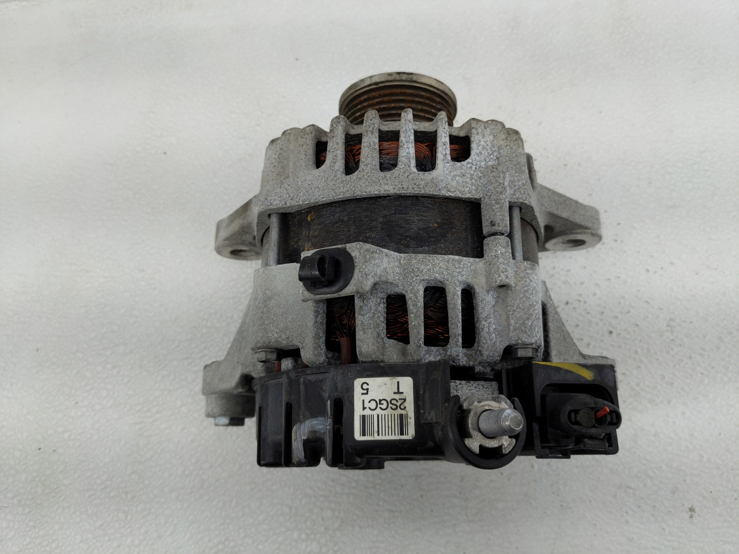 2021 Kia Sorento Alternator Replacement Generator Charging Assembly Engine OEM P/N:37300-2SGC1 Fits Fits 2020 2022 2023 OEM 