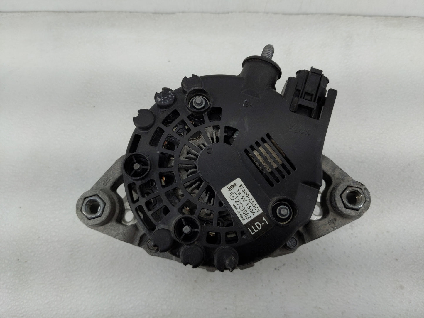 2021 Kia Sorento Alternator Replacement Generator Charging Assembly Engine OEM P/N:37300-2SGC1 Fits Fits 2020 2022 2023 OEM 