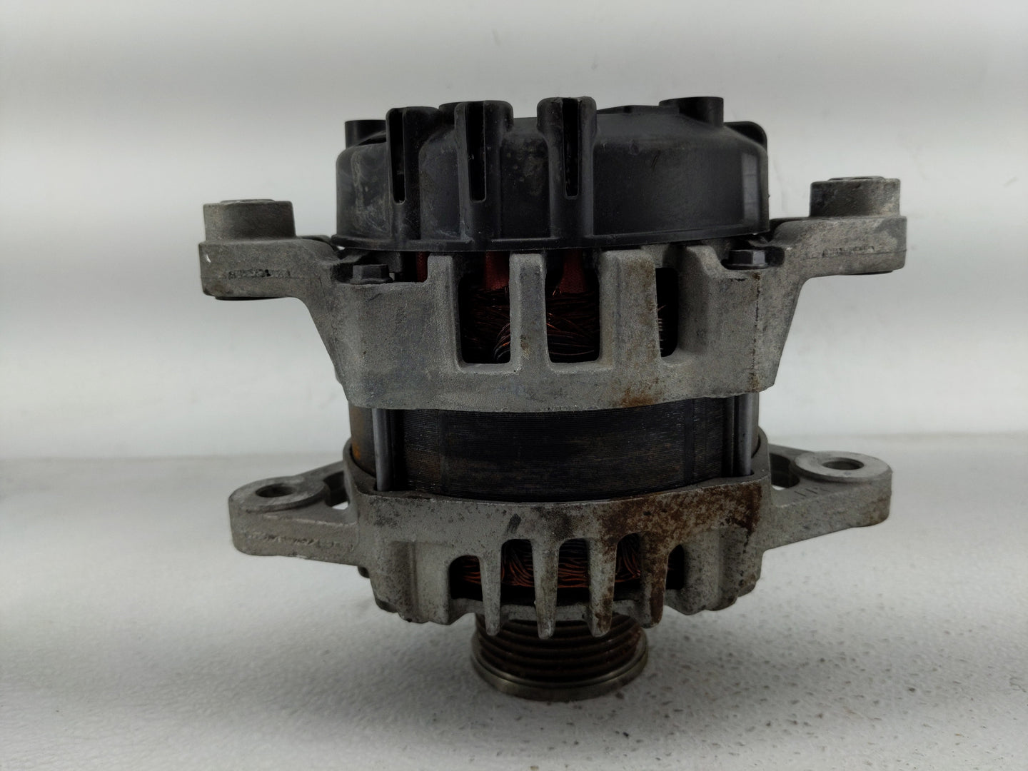 2021 Kia Sorento Alternator Replacement Generator Charging Assembly Engine OEM P/N:37300-2SGC1 Fits Fits 2020 2022 2023 OEM 