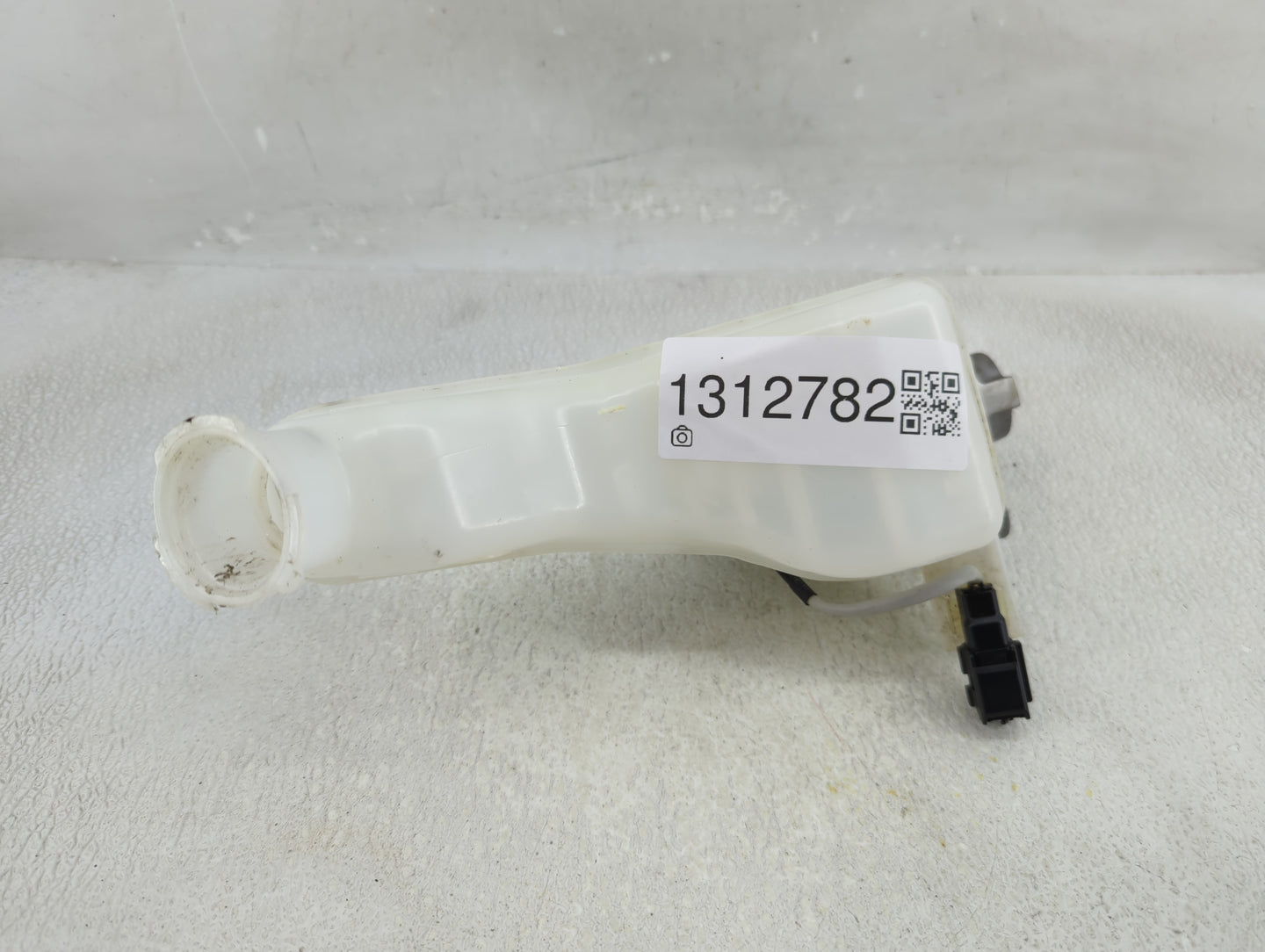 2021-2021 Kia Sorento Brake Master Cylinder 1312782 - Oemusedautoparts1.com