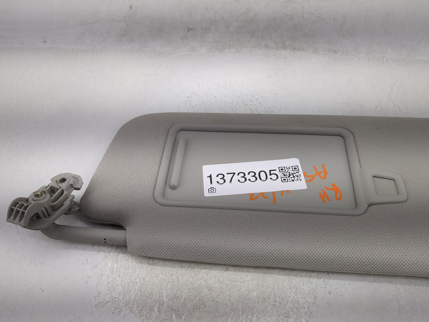 2021 Kia Sorento Sun Visor Shade Replacement Passenger Right Mirror Fits OEM Used Auto Parts - Oemusedautoparts1.com