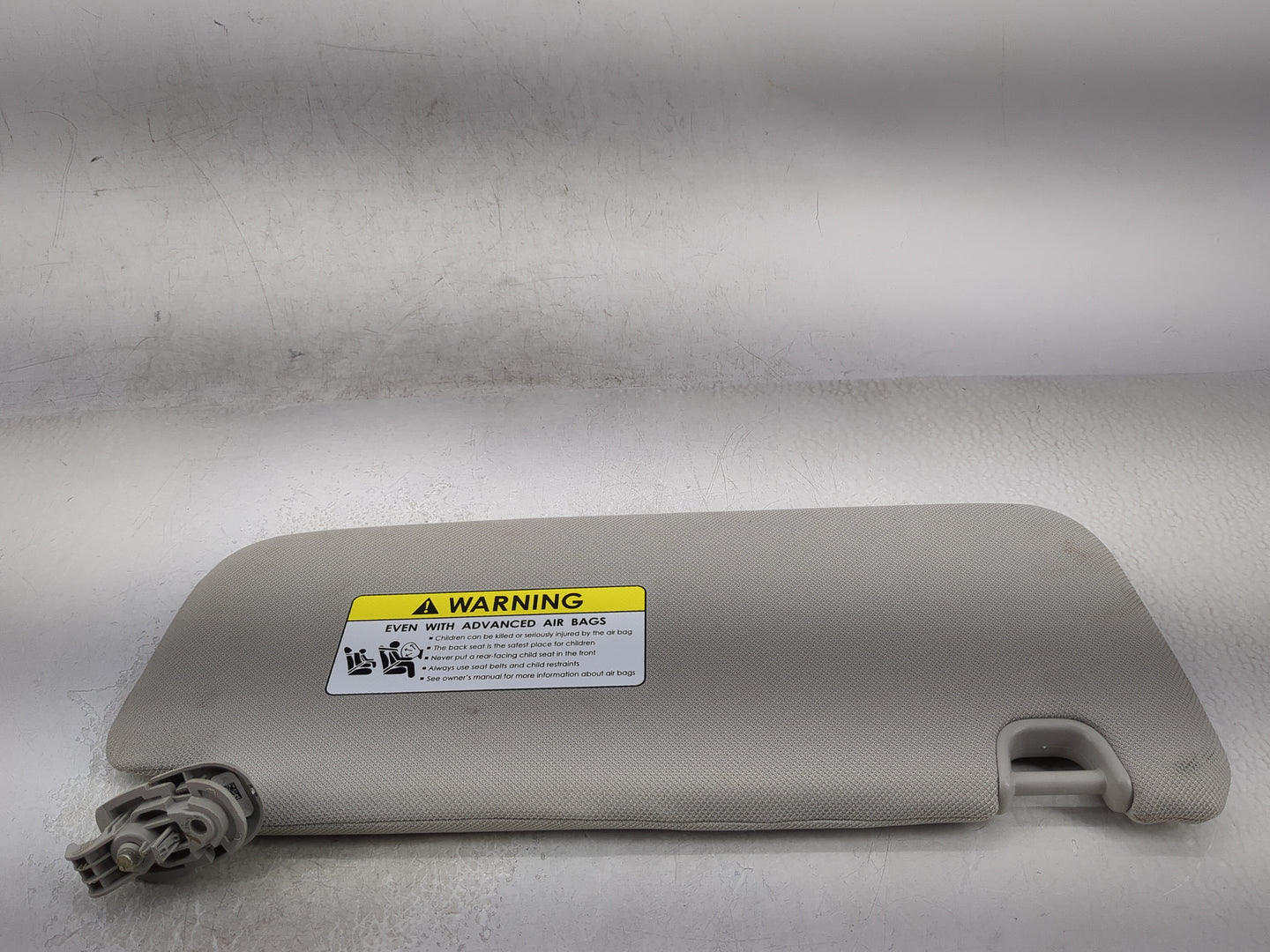 2021 Kia Sorento Sun Visor Shade Replacement Driver Left Mirror Fits OEM Used Auto Parts - Oemusedautoparts1.com