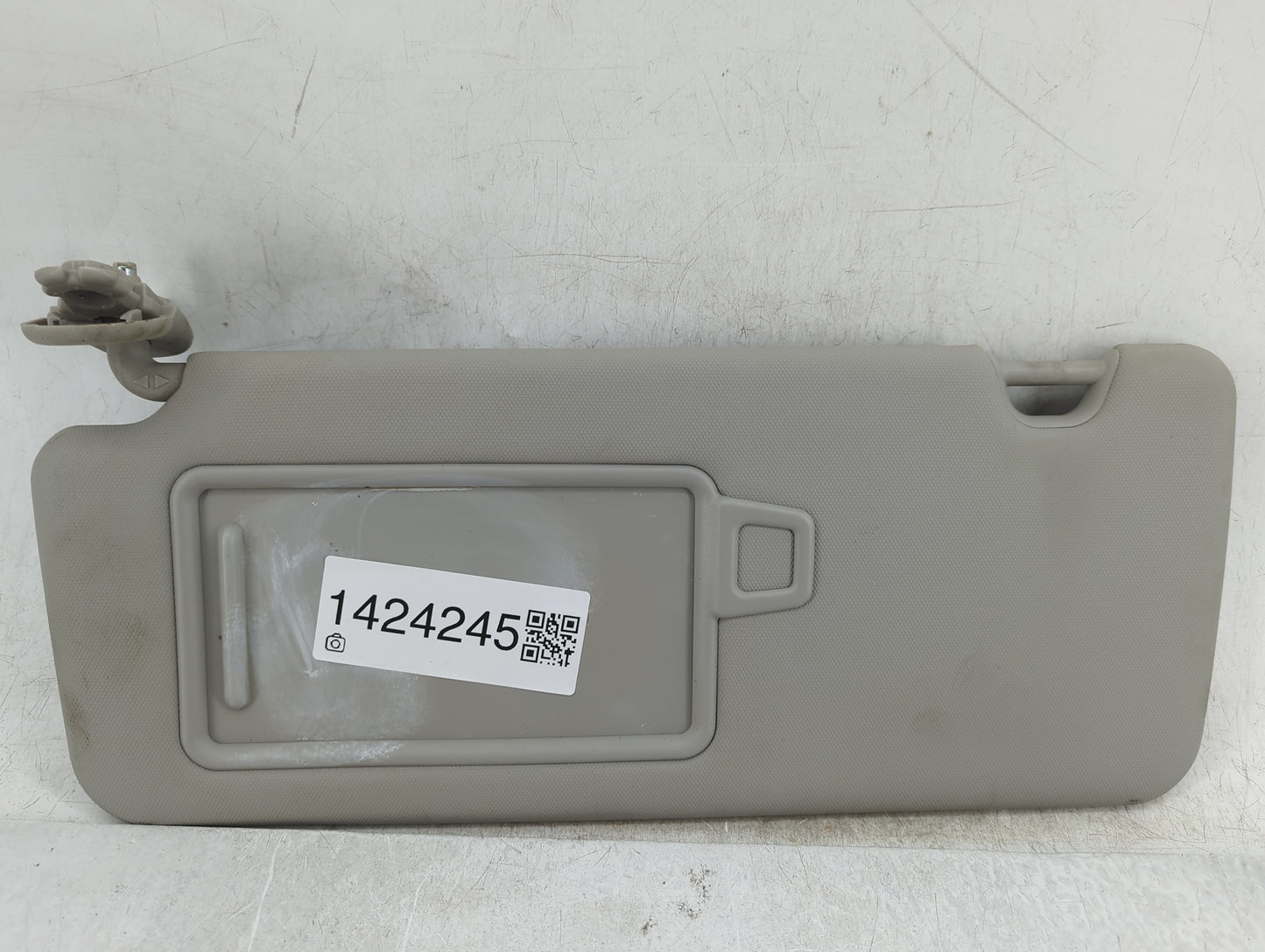 2023 Kia Sorento Sun Visor Shade Replacement Driver Left Mirror Fits OEM Used Auto Parts - Oemusedautoparts1.com