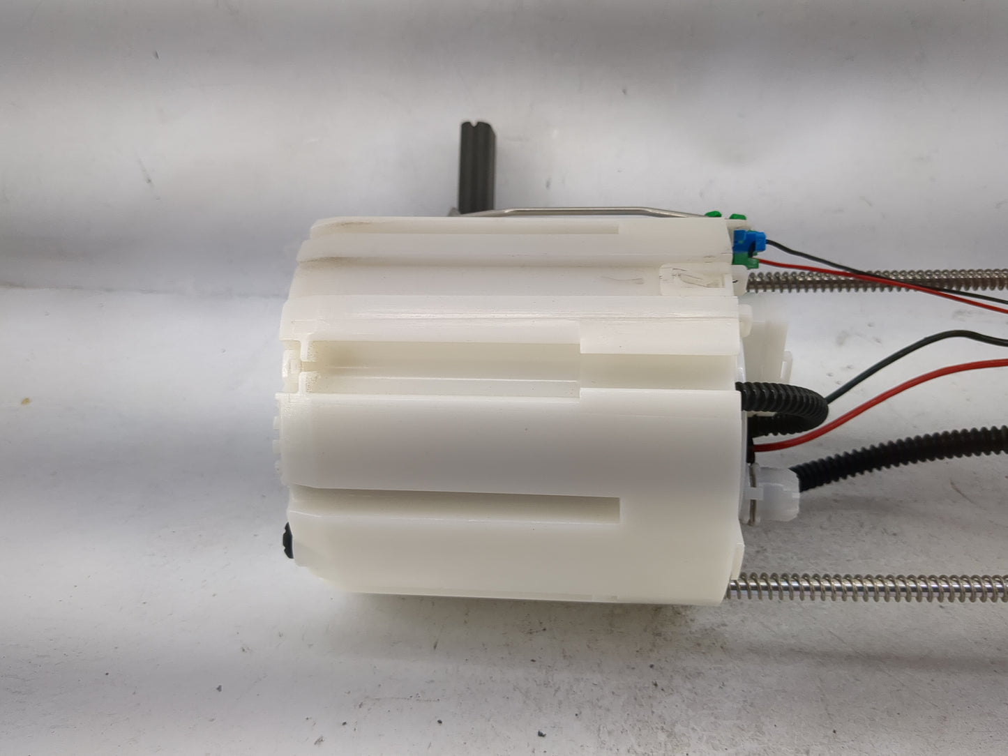 2021-2021 Kia Sorento Electrical Gas Fuel Pump Assembly 1479503 - Oemusedautoparts1.com