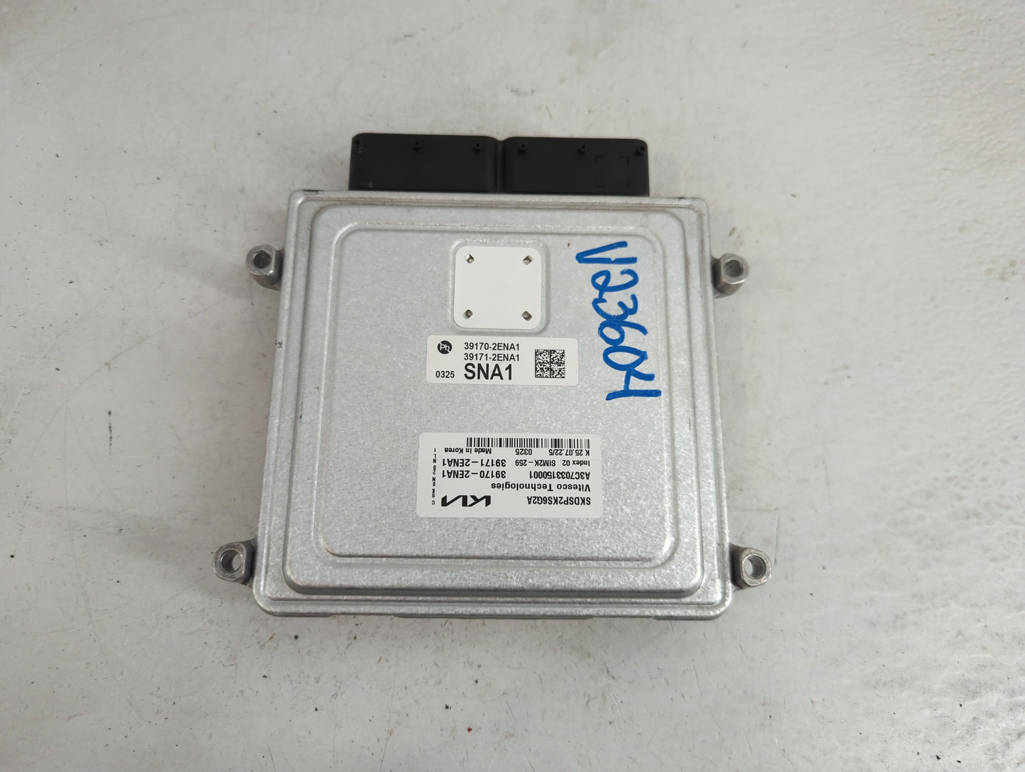 2023 Kia Soul PCM Engine Control Computer ECU ECM PCU OEM P/N:39171-2ENA1 39170-2ENA1 Fits OEM Used Auto Parts - Oemusedauto