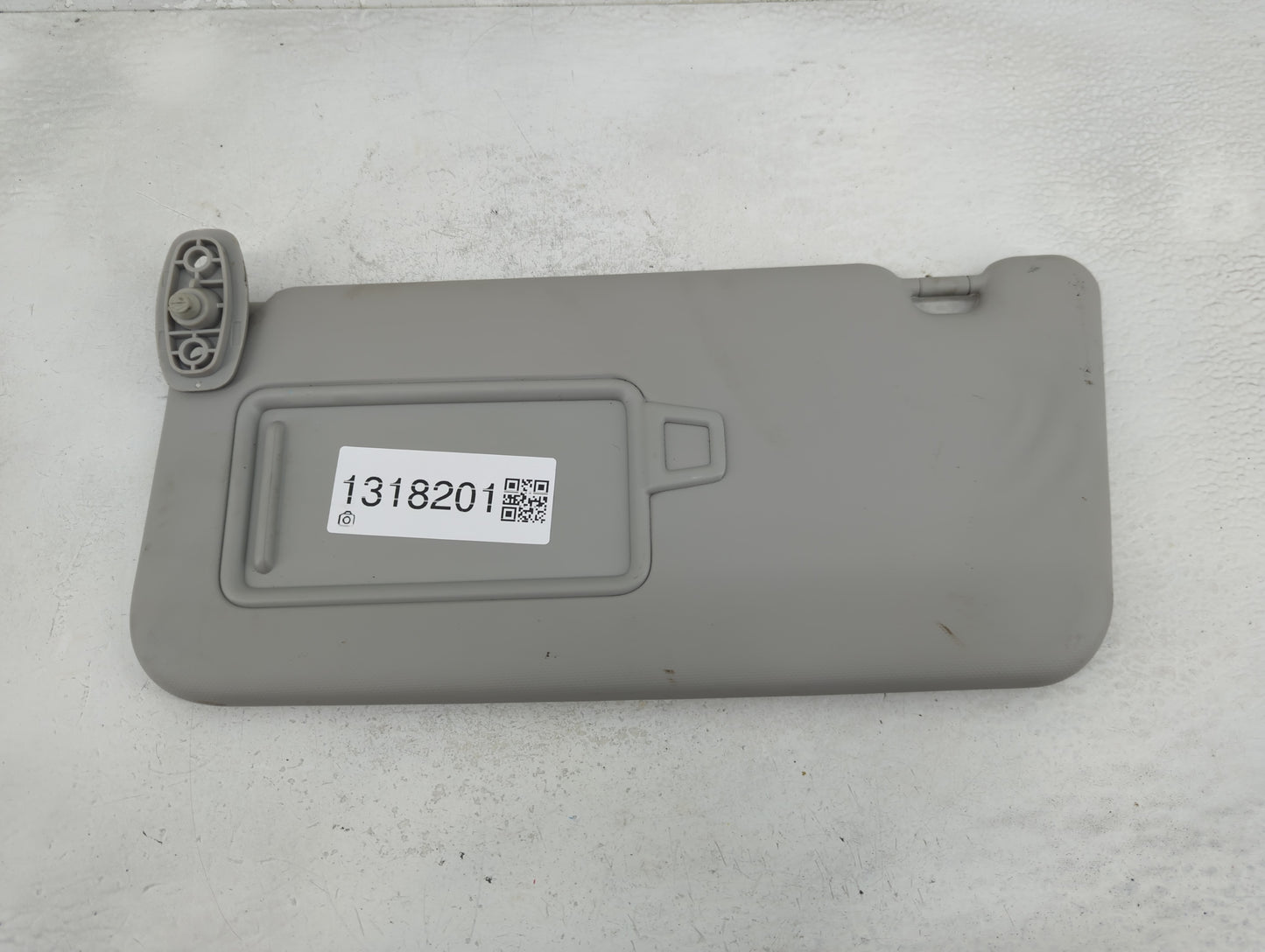 2023 Kia Soul Sun Visor Shade Replacement Driver Left Mirror Fits OEM Used Auto Parts - Oemusedautoparts1.com