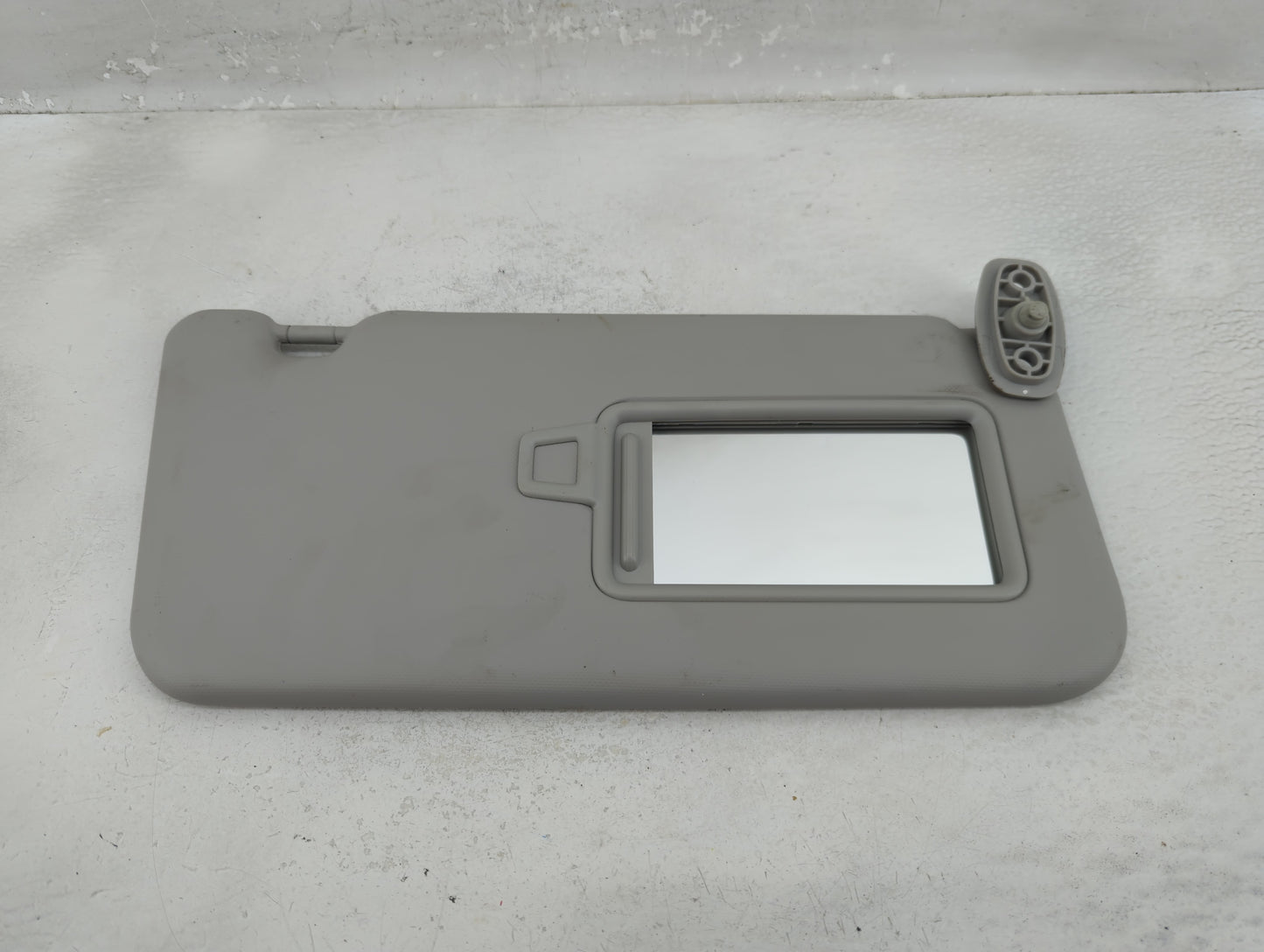 2023 Kia Soul Sun Visor Shade Replacement Passenger Right Mirror Fits OEM Used Auto Parts - Oemusedautoparts1.com