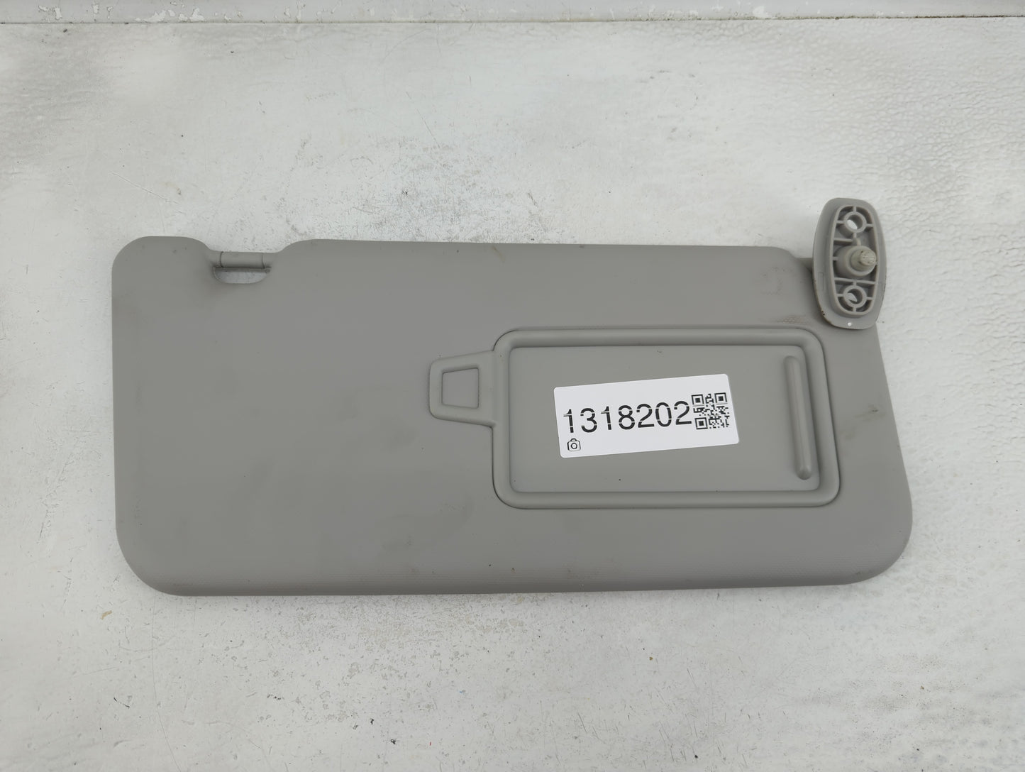 2023 Kia Soul Sun Visor Shade Replacement Passenger Right Mirror Fits OEM Used Auto Parts - Oemusedautoparts1.com