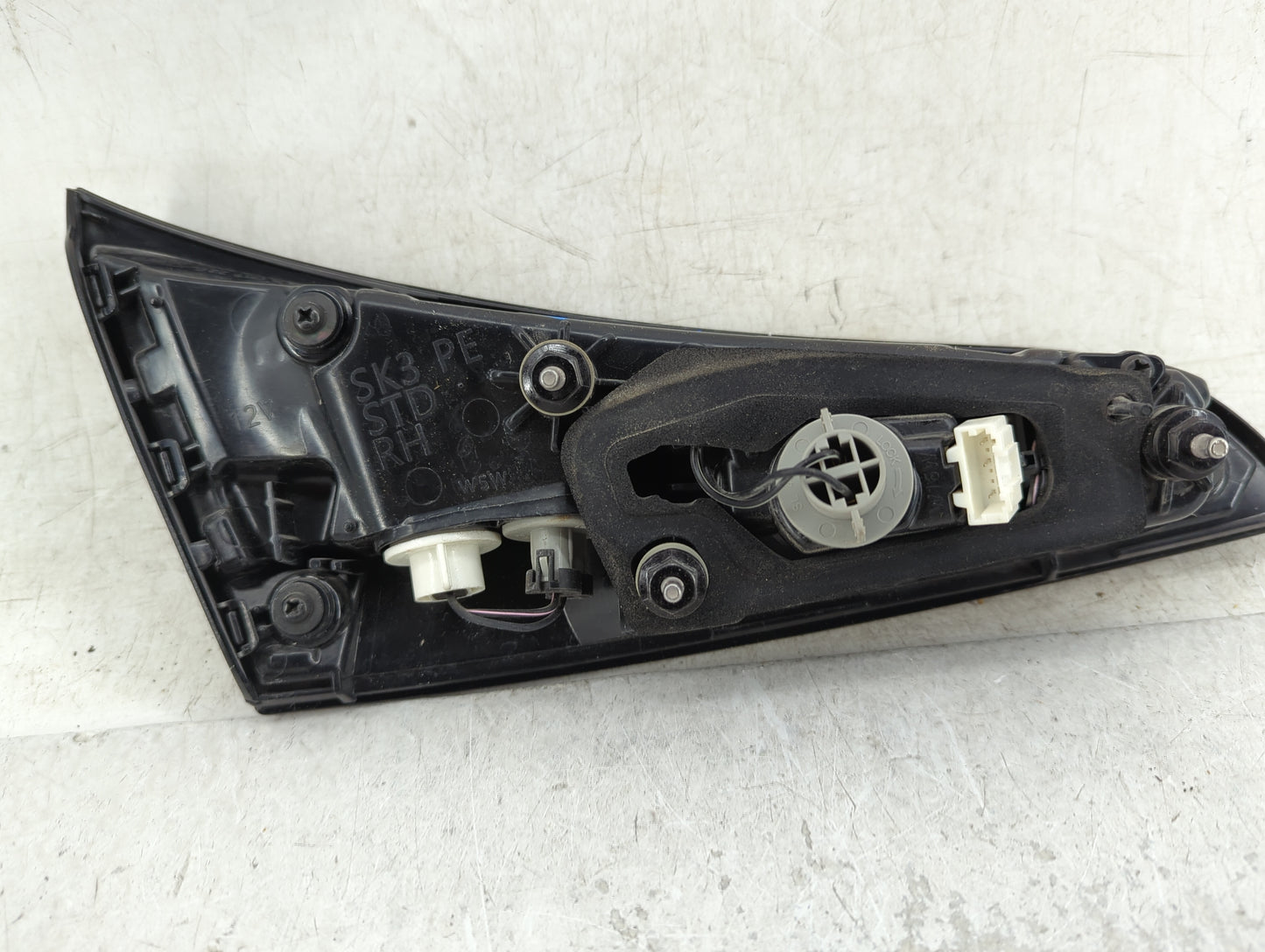 2023 Kia Soul Tail Light Assembly Passenger Right OEM Fits OEM Used Auto Parts - Oemusedautoparts1.com