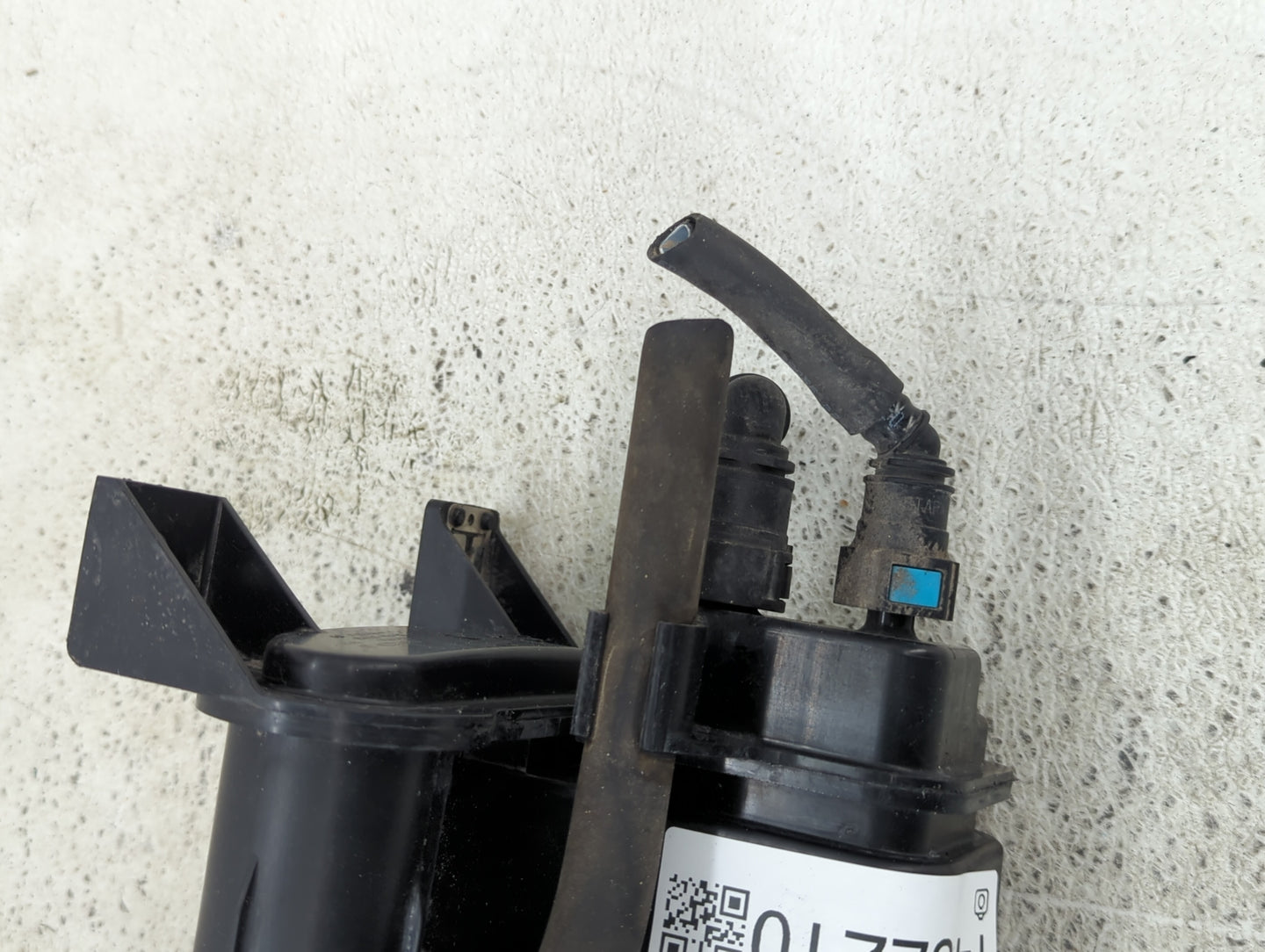 2023 Kia Soul Fuel Vapor Charcoal Canister - Oemusedautoparts1.com