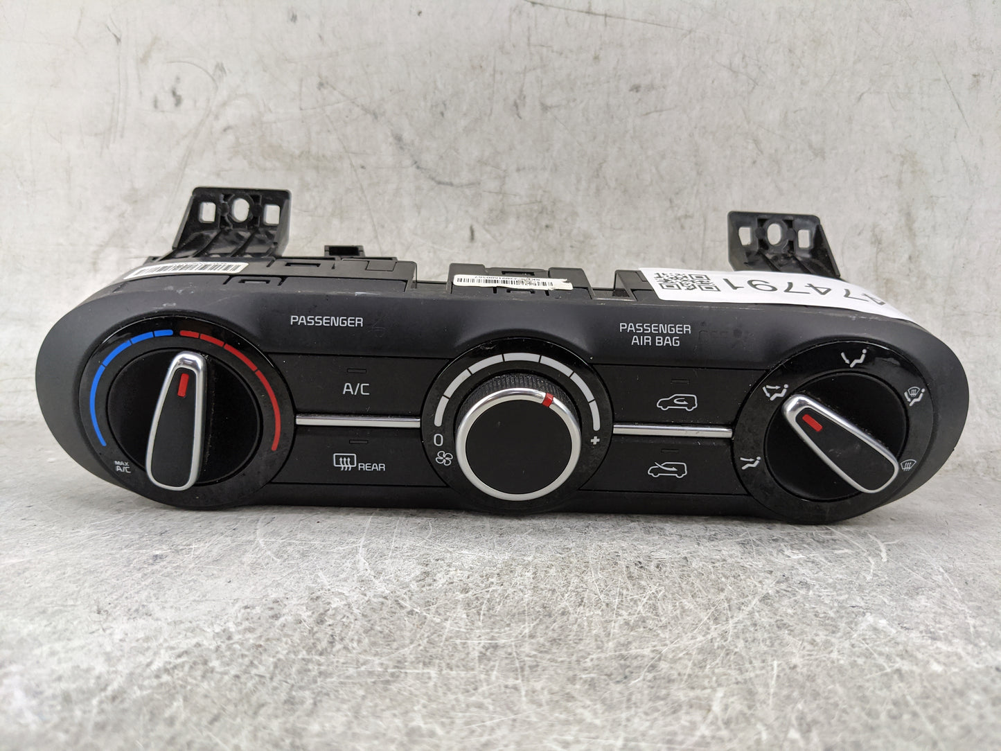 2020-2021 Kia Soul Climate Control Module Temperature AC/Heater Replacement P/N:97250-K0BK0 97250-K0XXX Fits Fits 2020 2021 