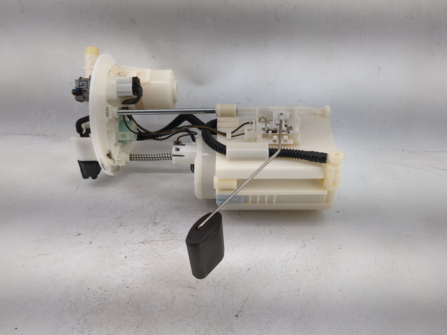 2020-2021 Kia Soul Electrical Gas Fuel Pump Assembly - Oemusedautoparts1.com