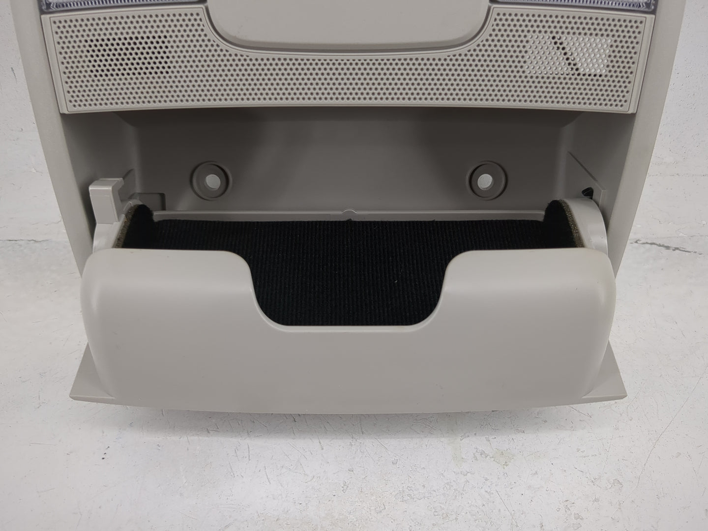 2020-2021 Kia Soul Overhead Roof Console 1482432 - Oemusedautoparts1.com