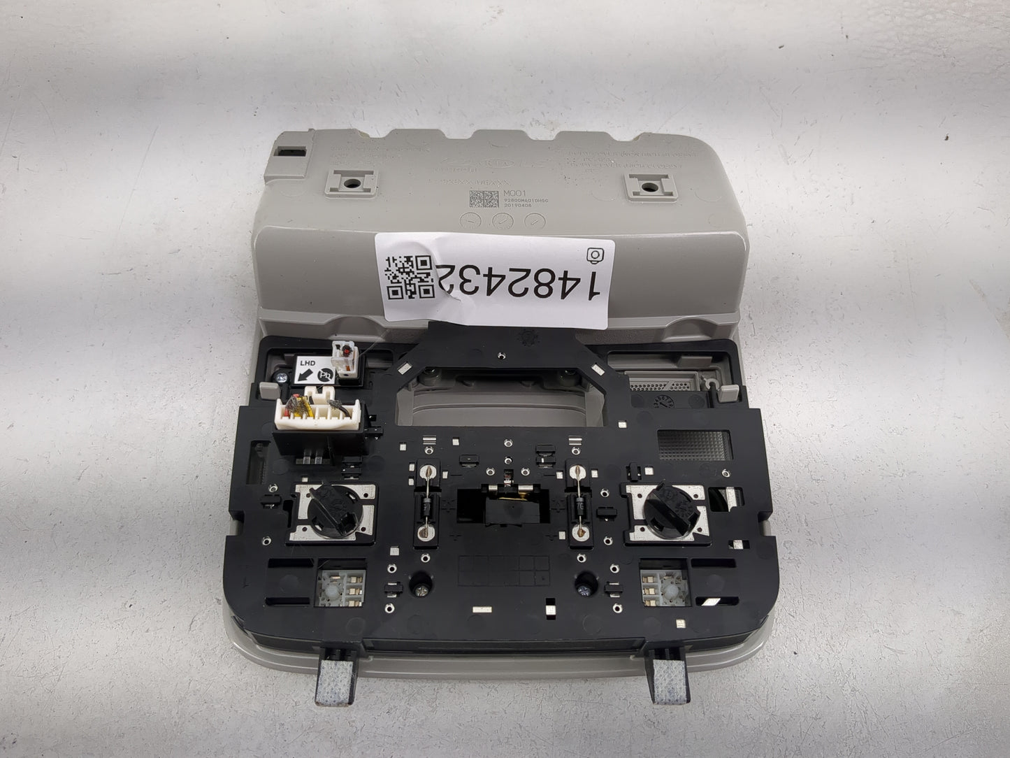 2020-2021 Kia Soul Overhead Roof Console 1482432 - Oemusedautoparts1.com