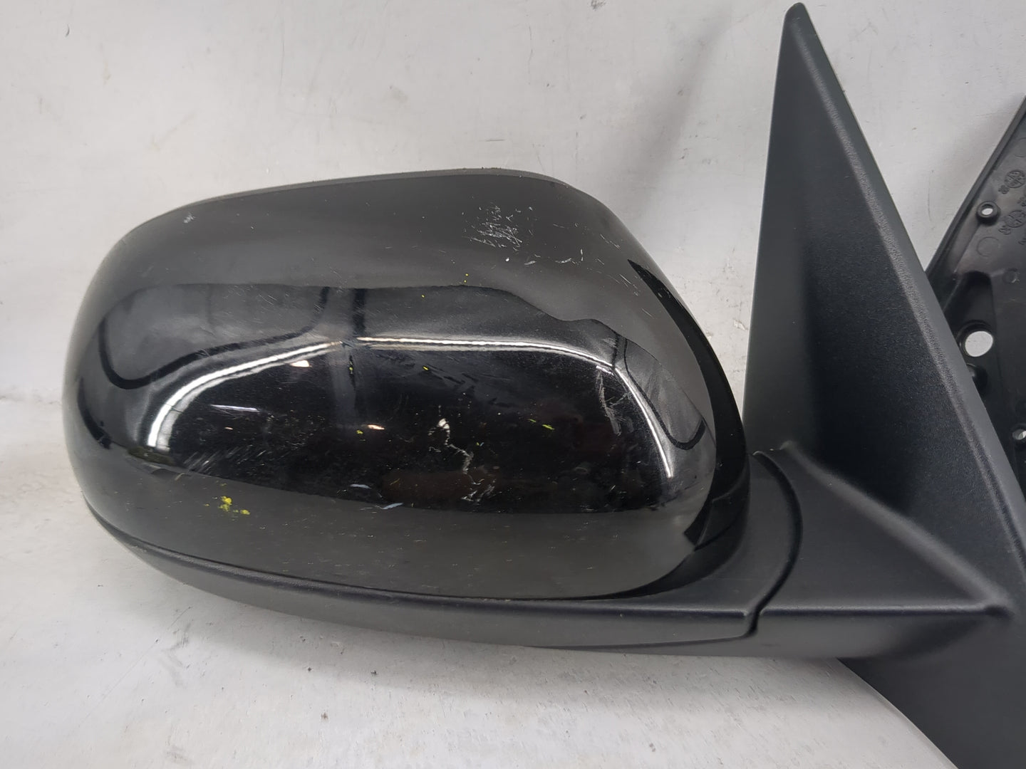 2020-2021 Kia Soul Passenger Side View Mirror - Right Door Mirror OEM Used - Oemusedautoparts1.com