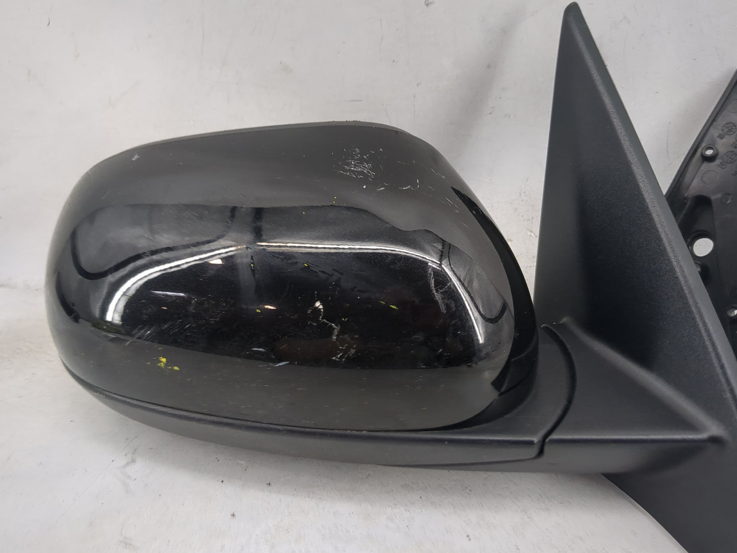 2020-2021 Kia Soul Passenger Side View Mirror - Right Door Mirror OEM Used - Oemusedautoparts1.com