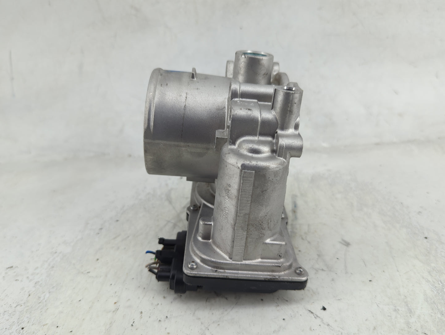 2020-2021 Kia Soul Throttle Body P/N:35100-2E410 5552 07F20 Fits Fits 2020 2021 2022 OEM Used Auto Parts - Oemusedautoparts1