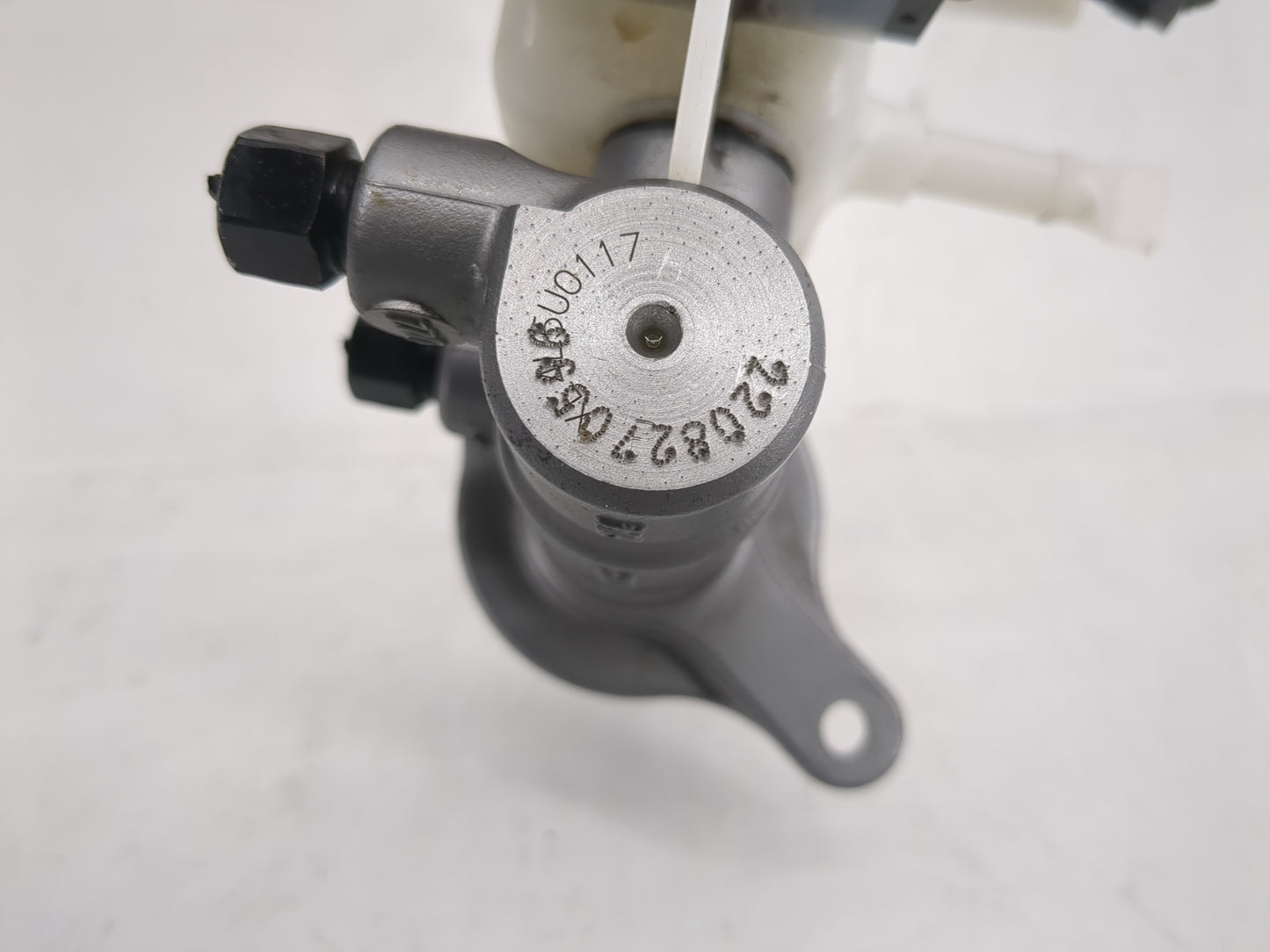 Kia Sportage Brake Master Cylinder - Oemusedautoparts1.com